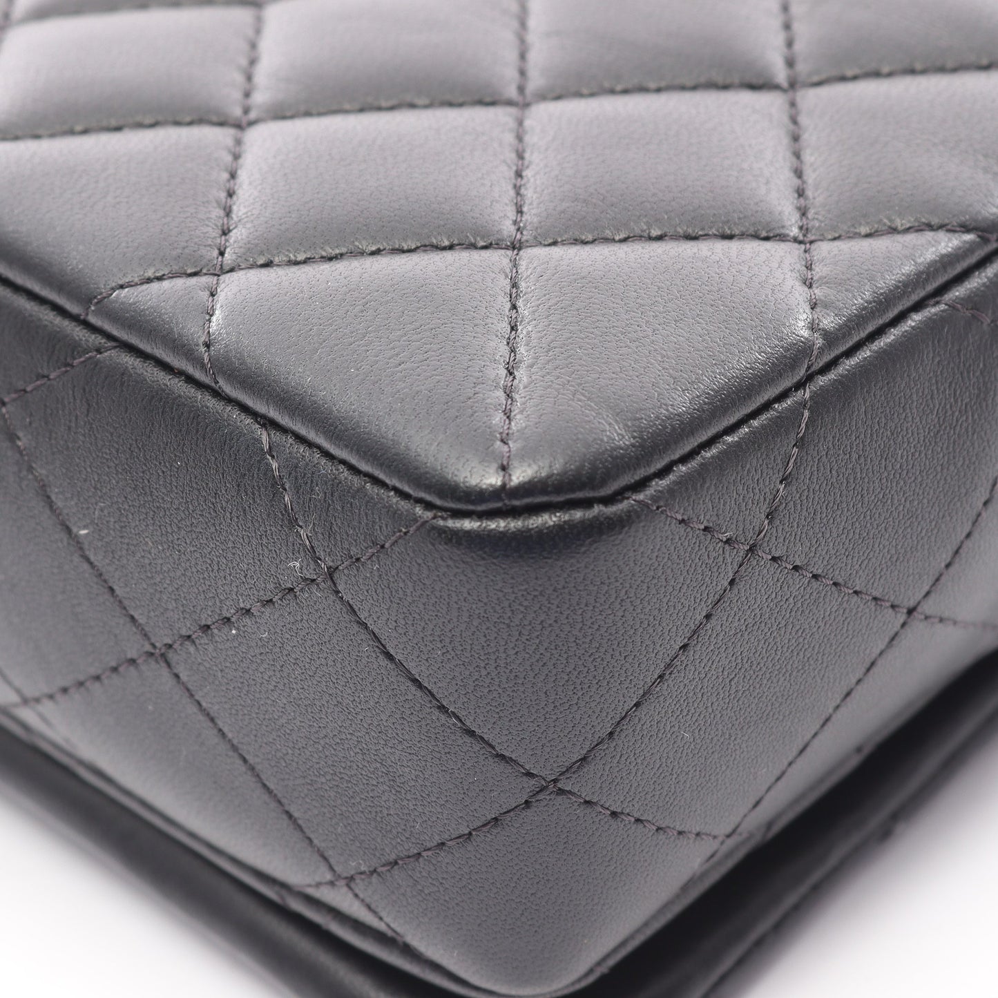 マトラッセ チェーンショルダーバッグ ラムスキン ブラック ゴールド金具 シャネル バッグ CHANEL