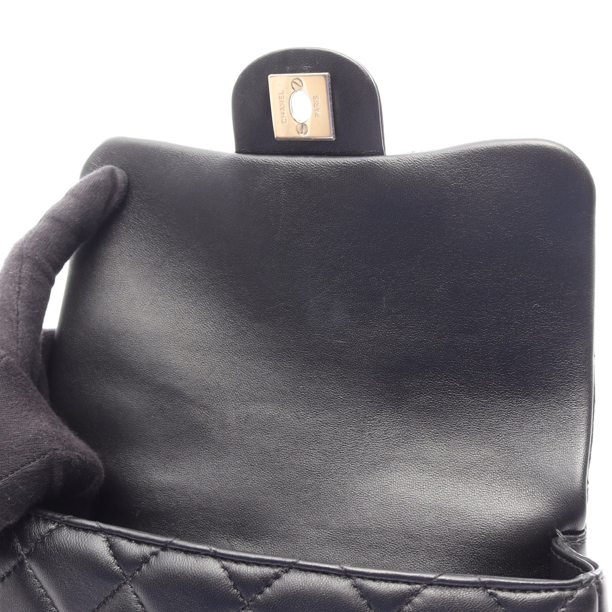 マトラッセ チェーンアラウンド パール チェーンショルダーバッグ ラムスキン ブラック ゴールド金具 シャネル バッグ CHANEL