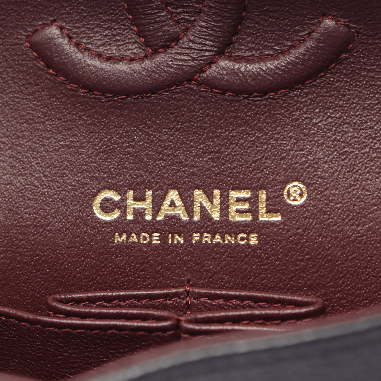 マトラッセ Wフラップ Wチェーンショルダーバッグ キャビアスキン ブラック ゴールド金具 シャネル バッグ CHANEL