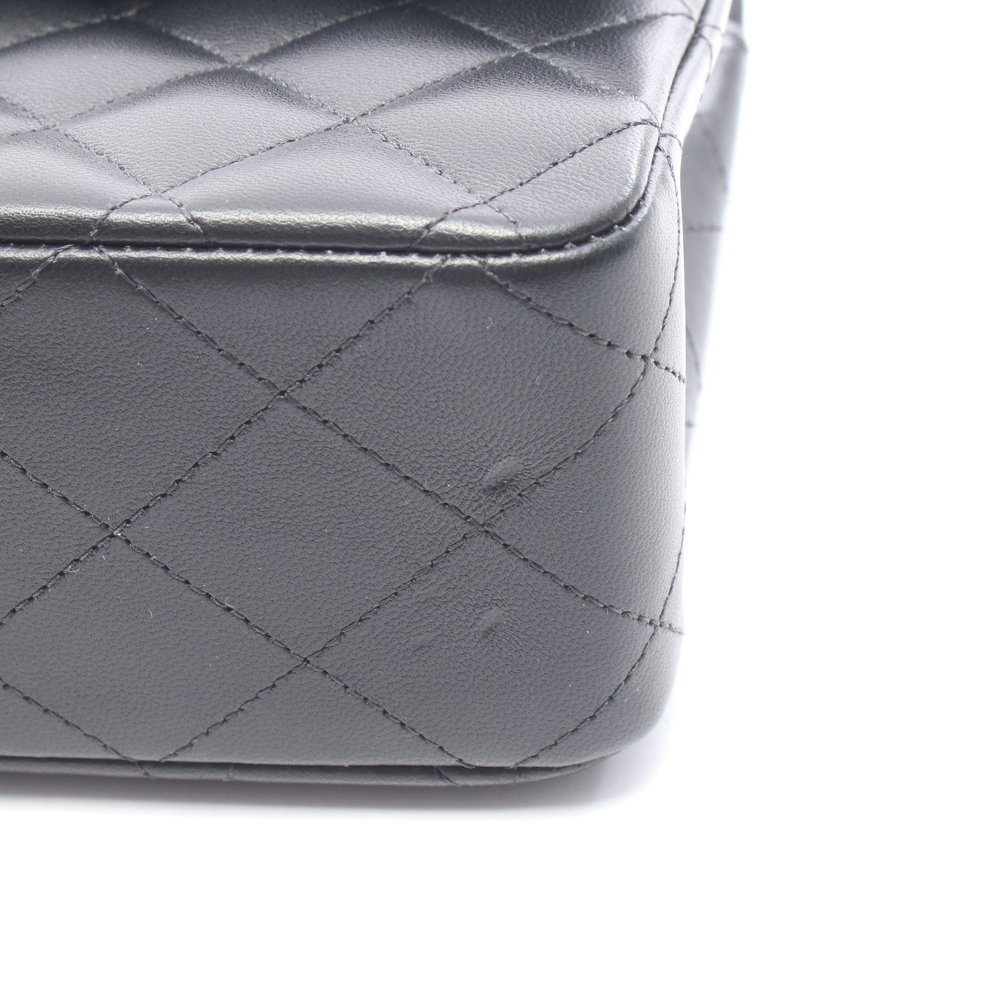 マトラッセ Wフラップ Wチェーンショルダーバッグ ラムスキン ブラック ゴールド金具 シャネル バッグ CHANEL