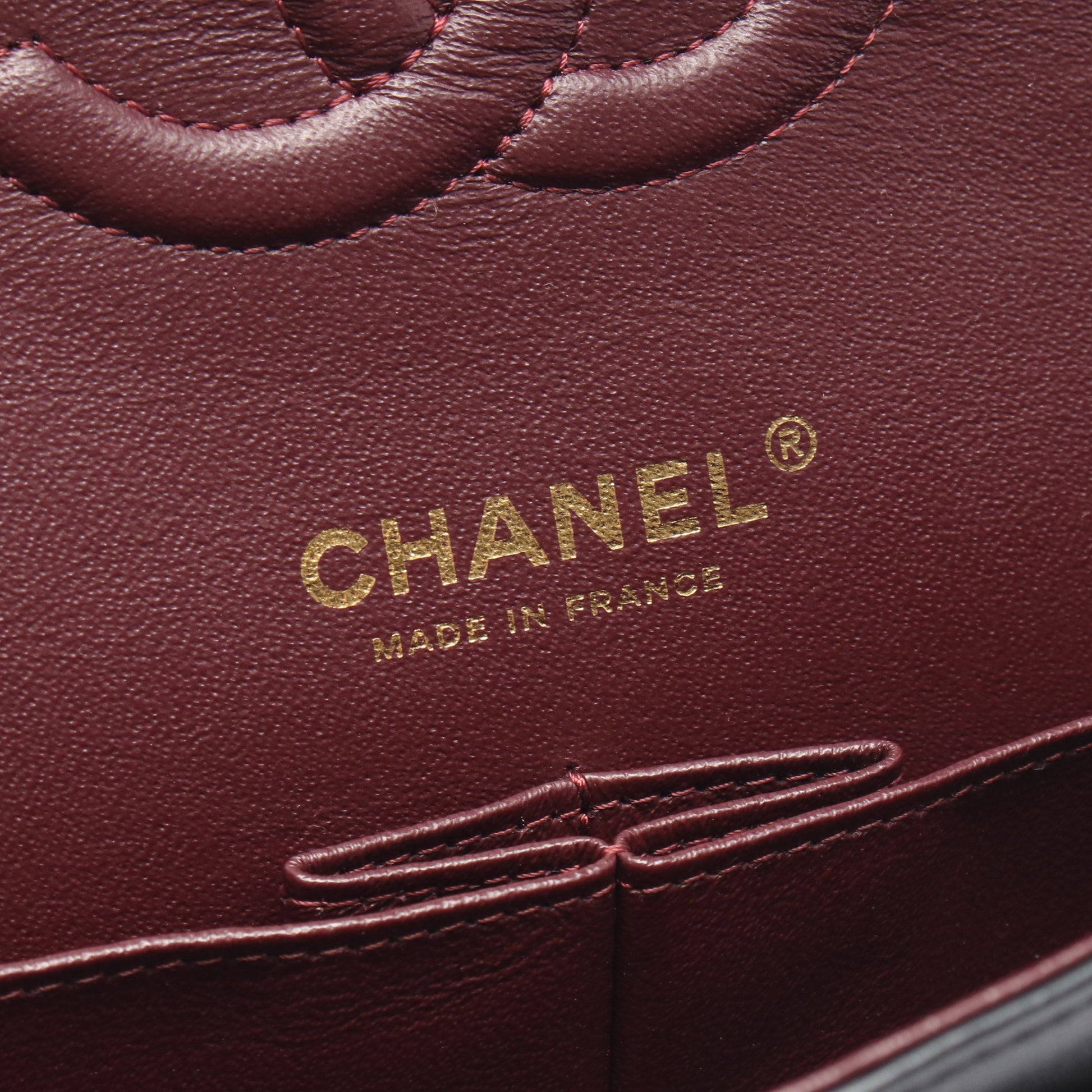 マトラッセ Wフラップ Wチェーンショルダーバッグ ラムスキン ブラック ゴールド金具 シャネル バッグ CHANEL