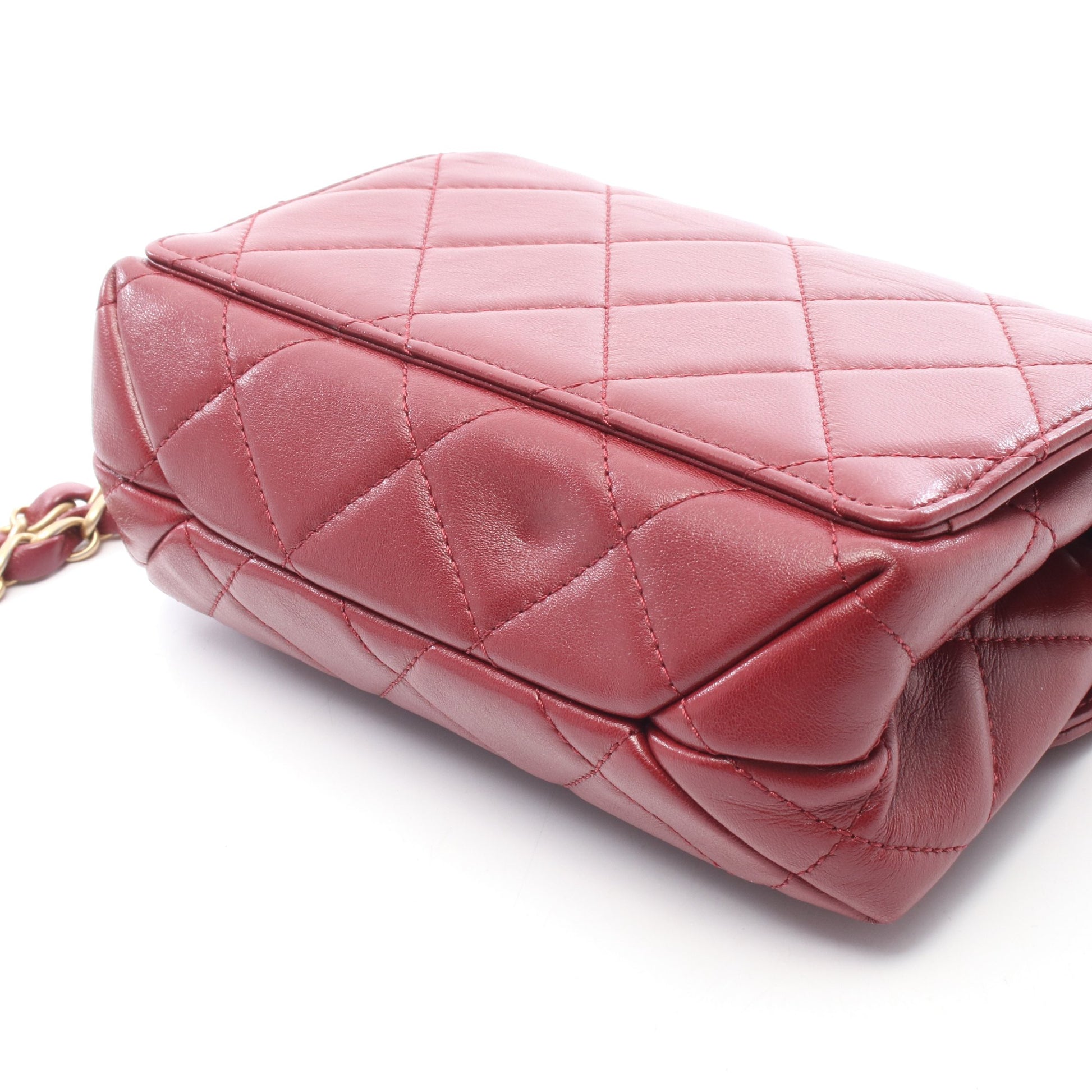 マトラッセ スモールフラップ チェーンショルダーバッグ ラムスキン ボルドー ゴールド金具 シャネル バッグ CHANEL
