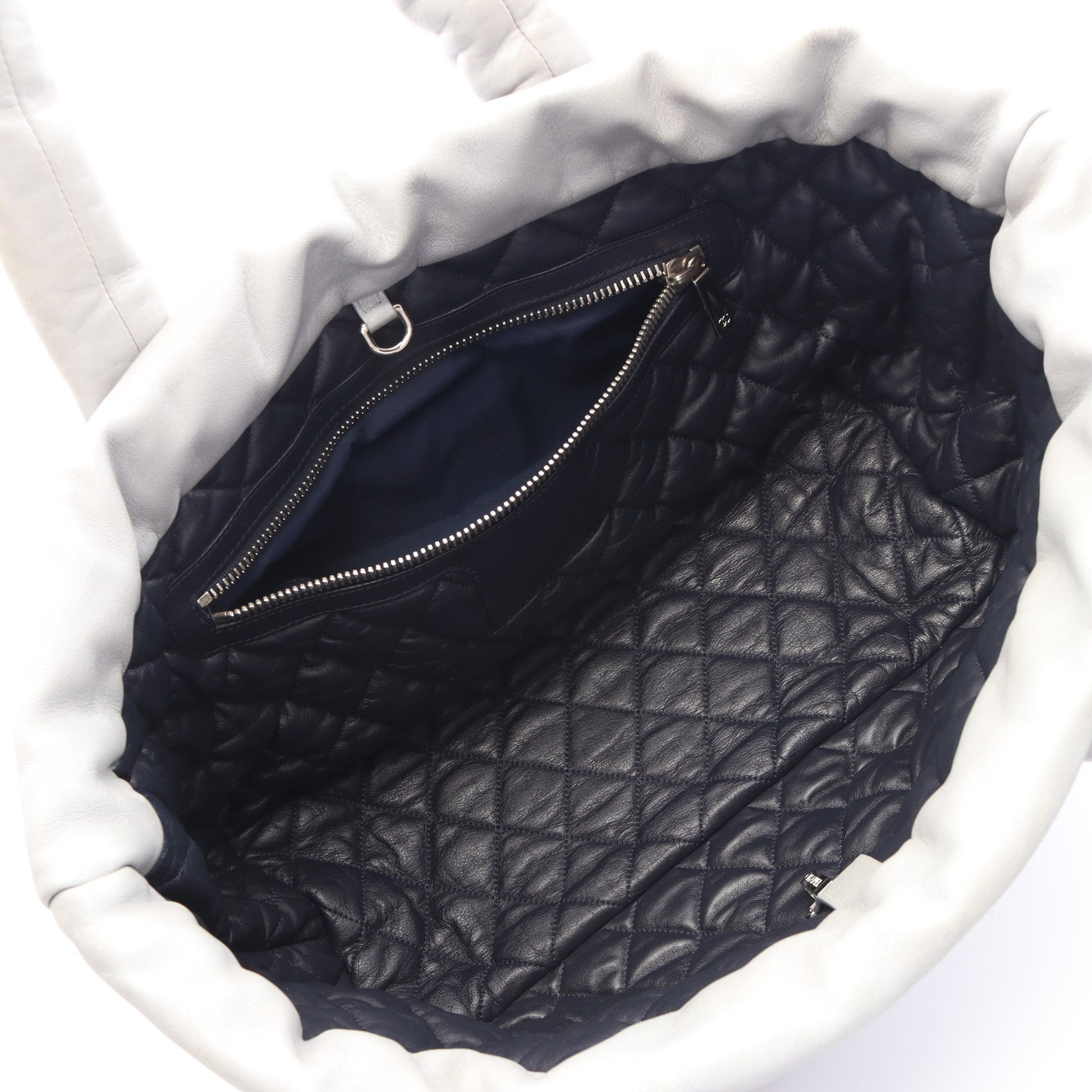コココクーンGM リバーシブル ハンドバッグ トートバッグ レザー シルバー ネイビー シルバー金具 シャネル バッグ CHANEL
