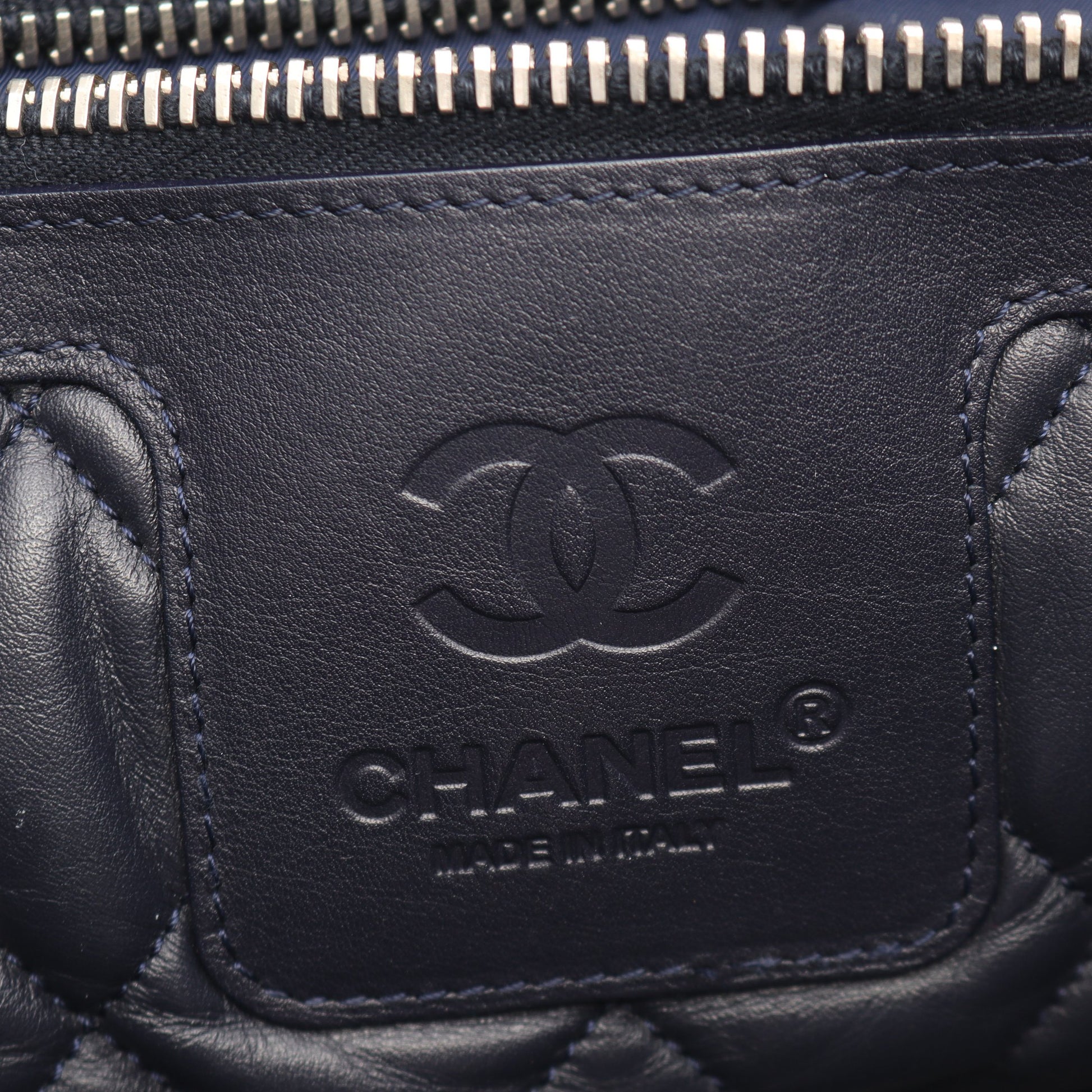 コココクーンGM リバーシブル ハンドバッグ トートバッグ レザー シルバー ネイビー シルバー金具 シャネル バッグ CHANEL