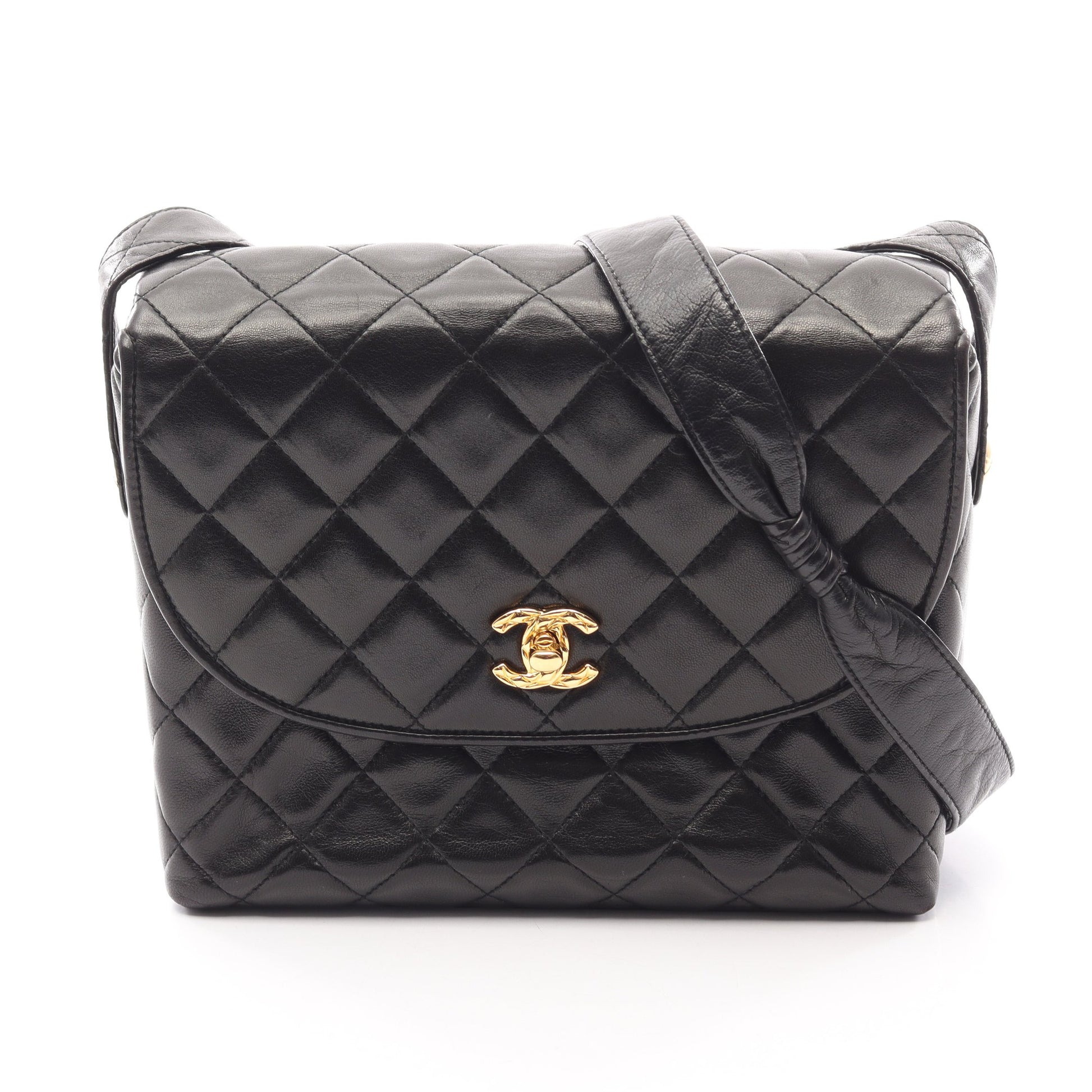 マトラッセ ショルダーバッグ ラムスキン ブラック ゴールド金具 シャネル バッグ CHANEL