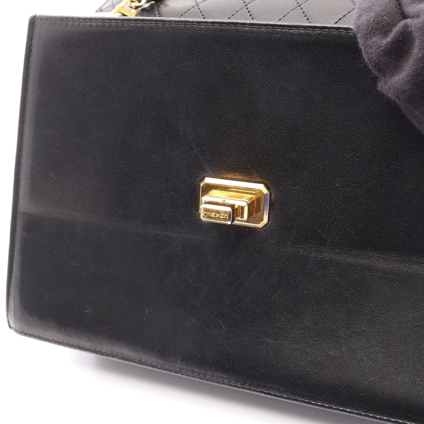 マトラッセ チェーンショルダーバッグ ラムスキン ブラック ホワイト ゴールド金具 シャネル バッグ CHANEL