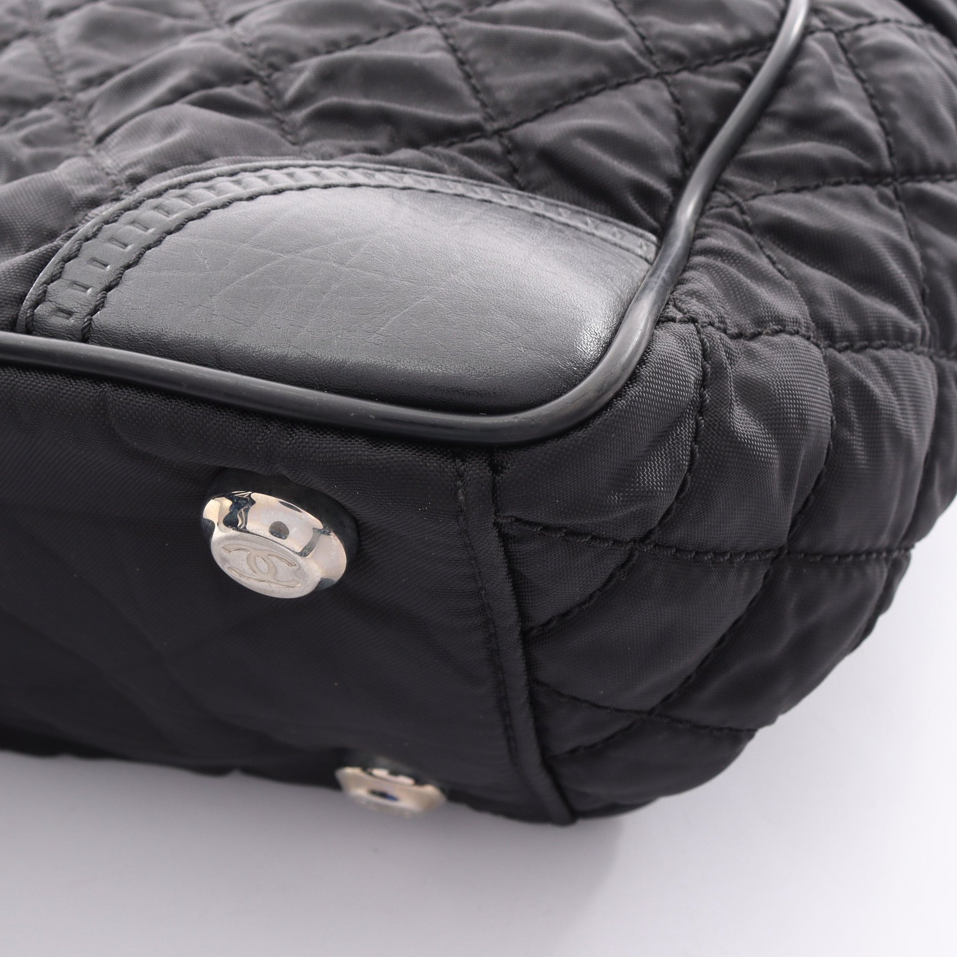 パリニューヨークライン ハンドバッグ トートバッグ ナイロン レザー ブラック シルバー金具 シャネル バッグ CHANEL