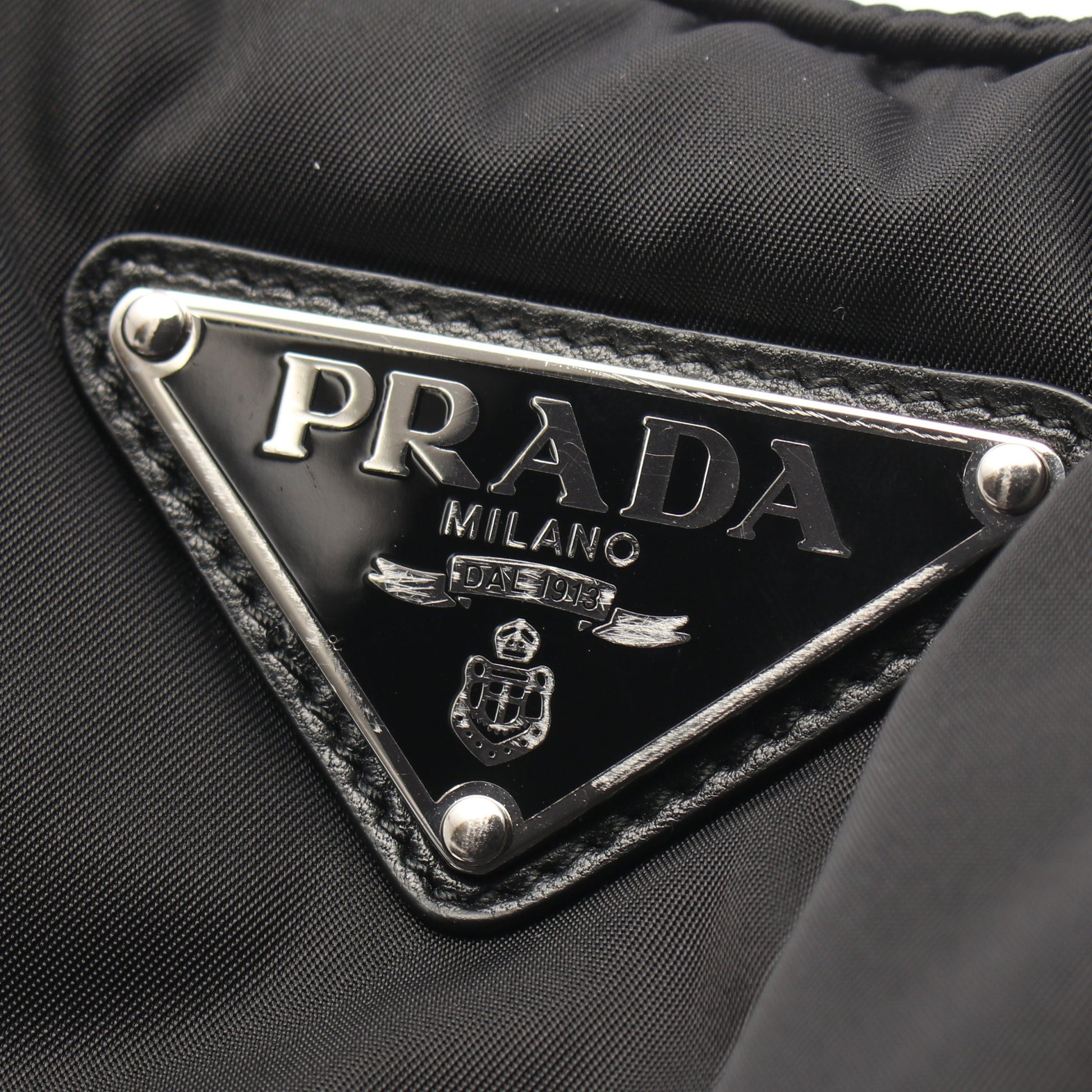 Re-Nylon パデット スモール ハンドバッグ ナイロン ブラック プラダ バッグ PRADA