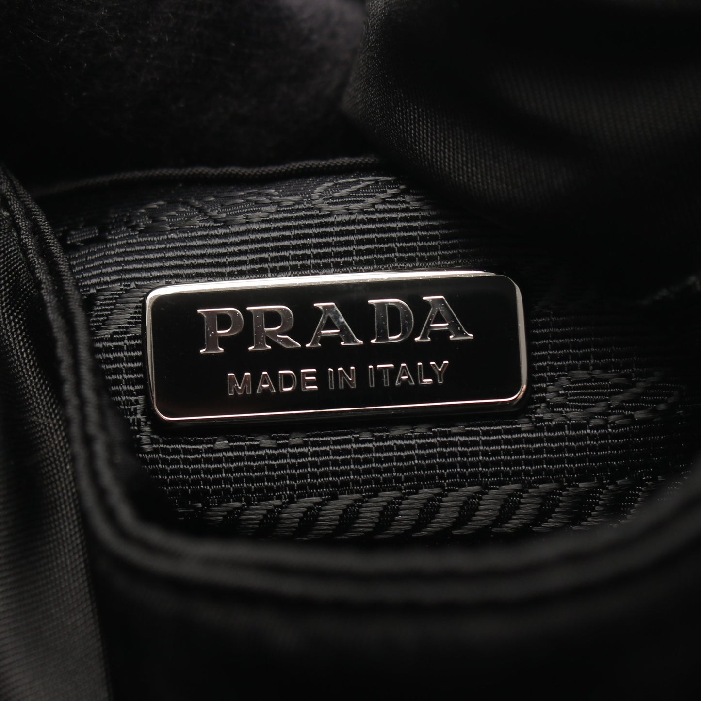 Re-Nylon パデット スモール ハンドバッグ ナイロン ブラック プラダ バッグ PRADA