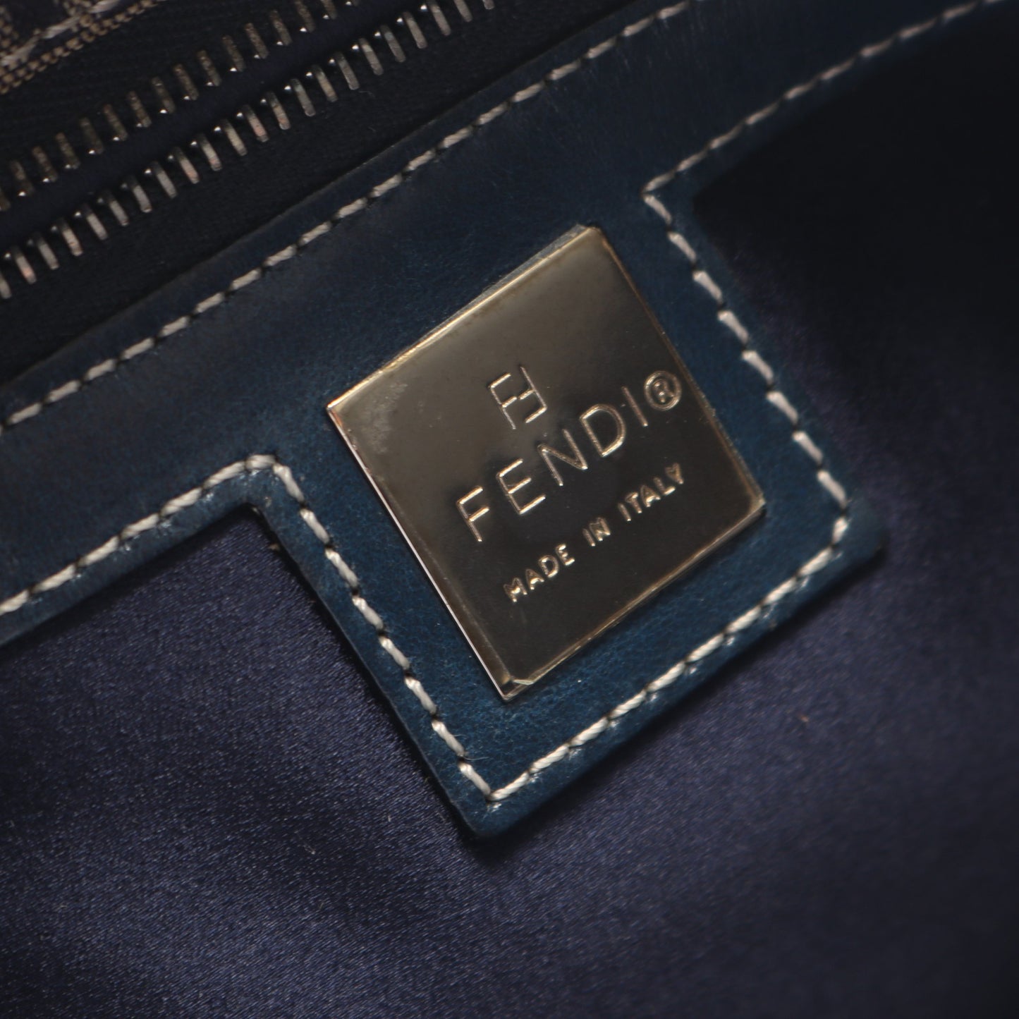 マンマバケット ズッキーノ ショルダーバッグ キャンバス レザー グレー ネイビー フェンディ バッグ FENDI
