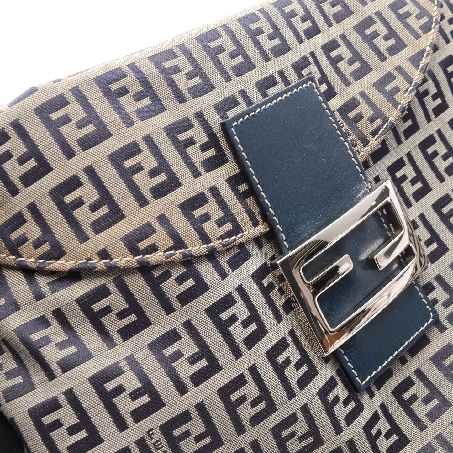 マンマバケット ズッキーノ ショルダーバッグ キャンバス レザー グレー ネイビー フェンディ バッグ FENDI