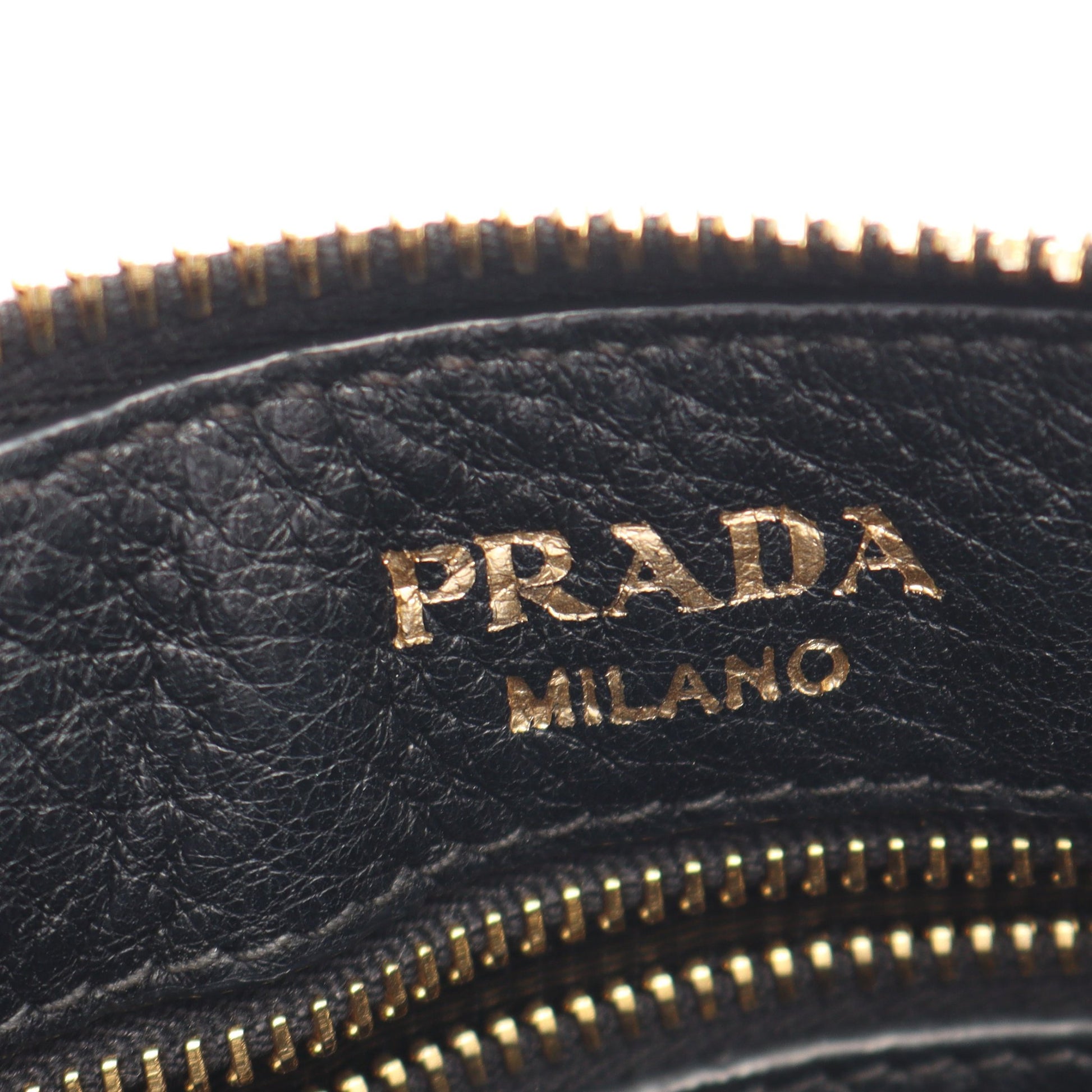 ショルダーバッグ レザー ブラック プラダ バッグ PRADA