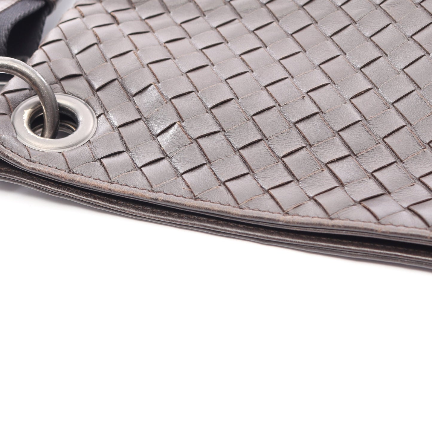 イントレチャート ショルダーバッグ レザー ダークブラウン ボッテガヴェネタ バッグ BOTTEGA VENETA
