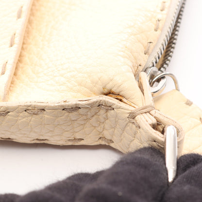 セレリア ショルダーバッグ レザー アイボリー フェンディ バッグ FENDI
