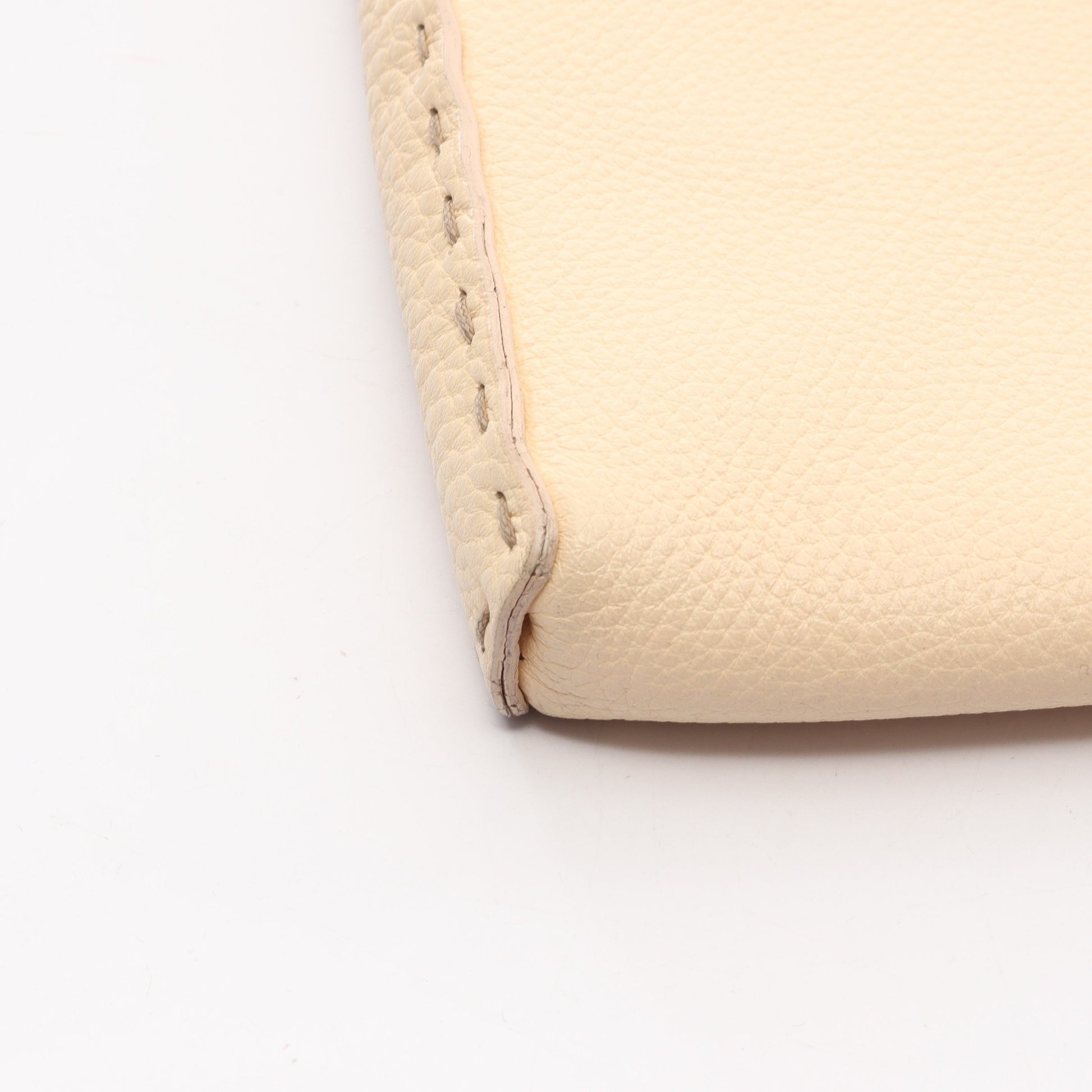 セレリア ショルダーバッグ レザー アイボリー フェンディ バッグ FENDI