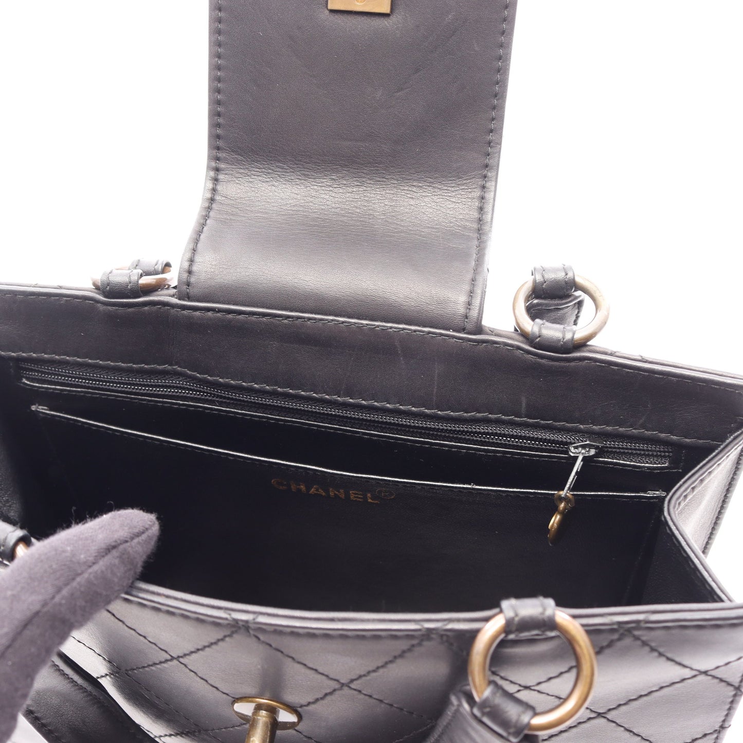 マトラッセ ターンロック ハンドバッグ レザー ブラック ゴールド金具 シャネル