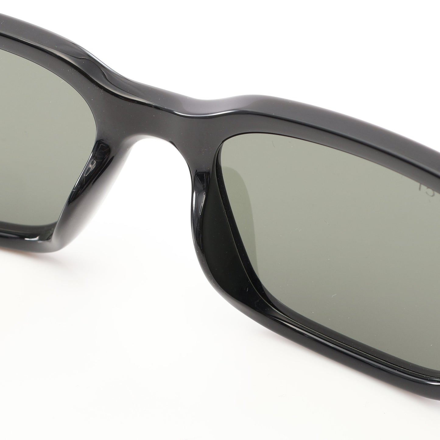 ロゴ スクエアフレーム サングラス ブラック グッチ 財布・小物 GUCCI