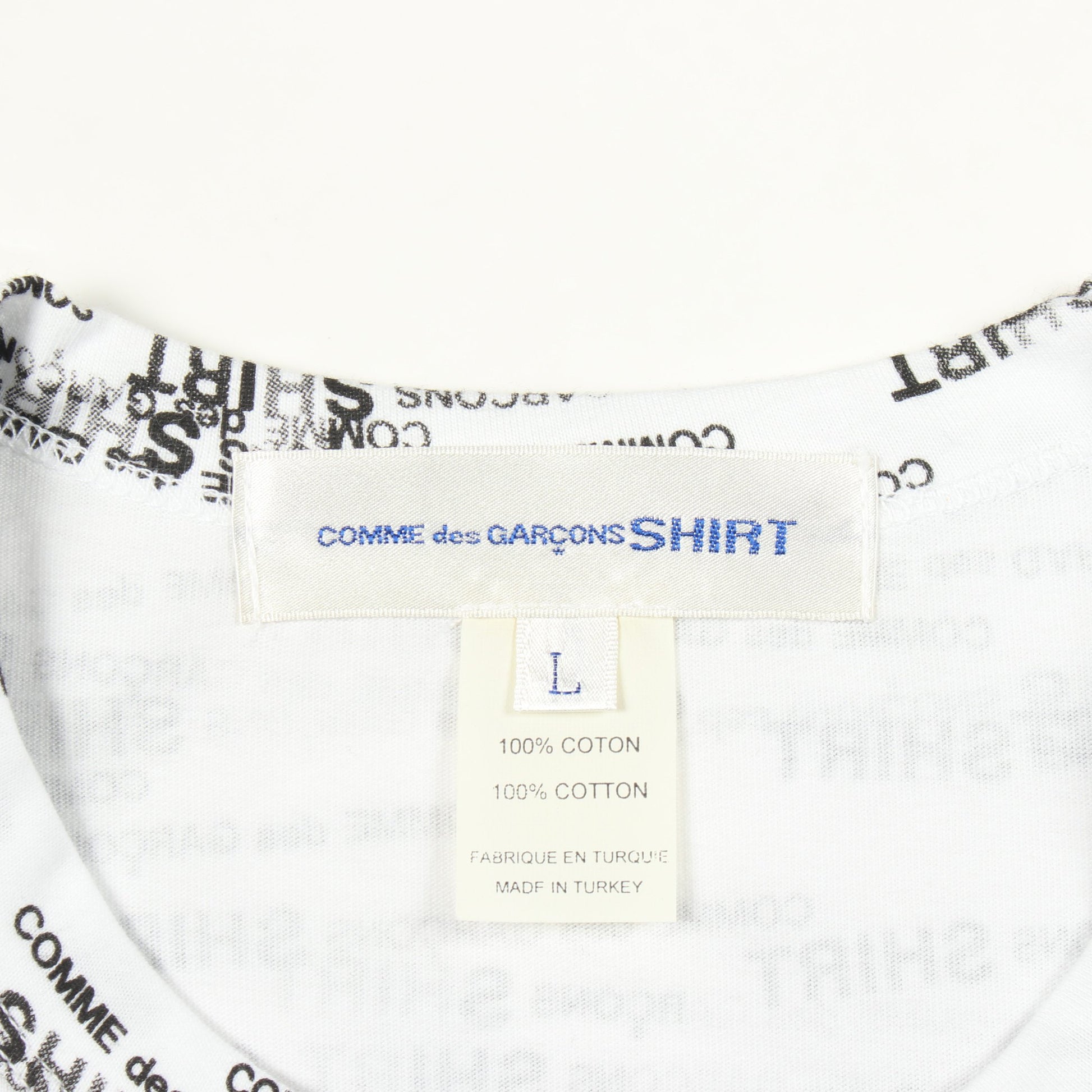ロゴ総柄 半袖Tシャツ コットン ホワイト ブラック コムデギャルソンシャツ トップス COMME des GARCONS SHIRT