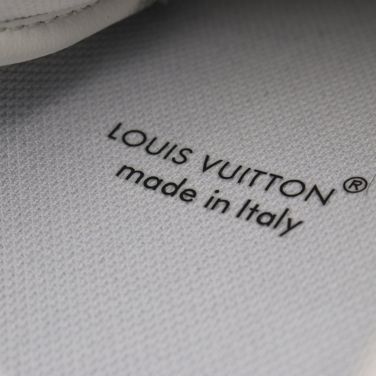 LV バターソフト スニーカー レザー ブラック ルイヴィトン シューズ LOUIS VUITTON