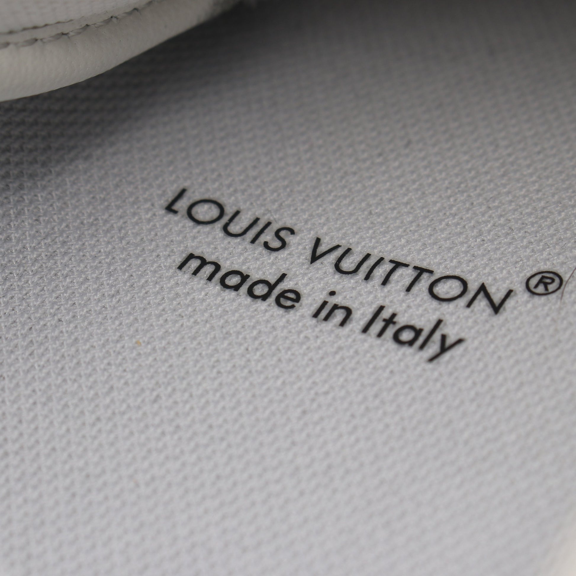 LV バターソフト スニーカー レザー ブラック ルイヴィトン シューズ LOUIS VUITTON