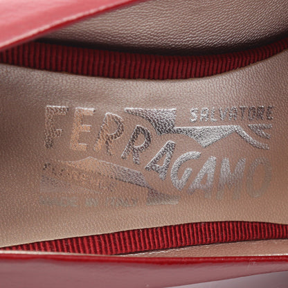 ヴァラリボン パンプス エナメルレザー レッド サルヴァトーレフェラガモ シューズ Salvatore Ferragamo