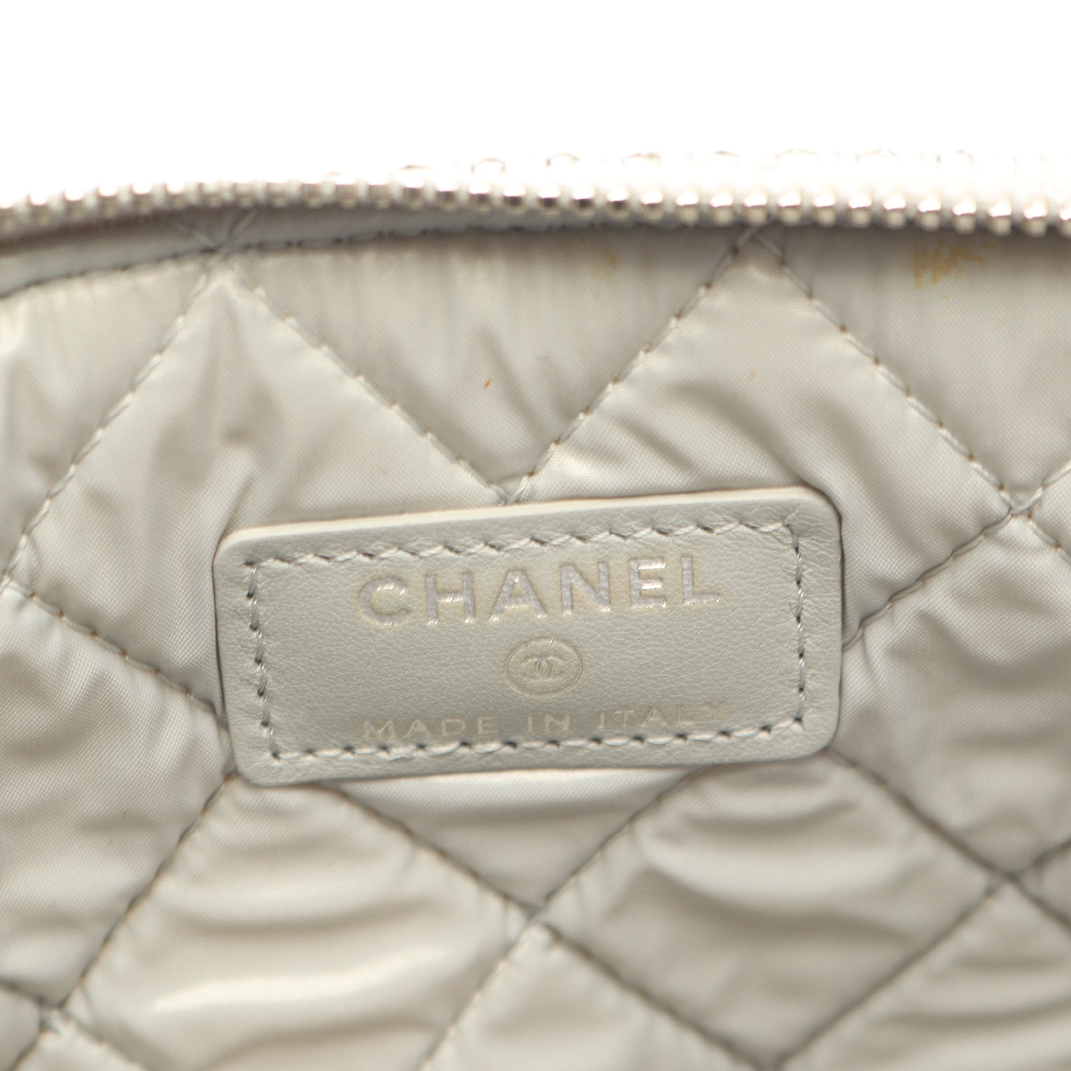 CHANELドーヴィルクラッチバック ドーヴィル クラッチバッグ ストロー グレー シルバー金具 シャネル