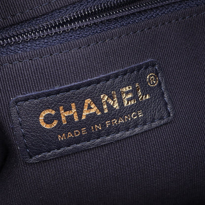 マトラッセ チェーンショルダーバッグ レザー ネイビー ゴールド金具 シャネル