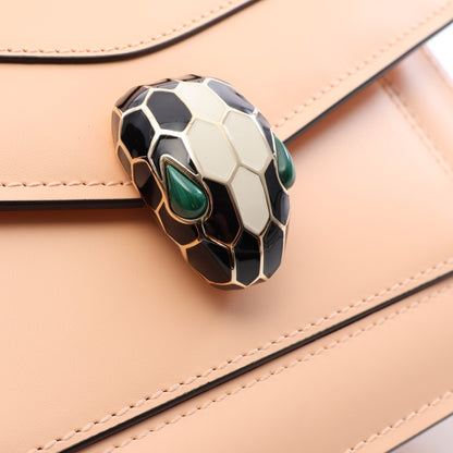 セルペンティ フォーエバー チェーンショルダーバッグ レザー ライトベージュ ブルガリ バッグ BVLGARI