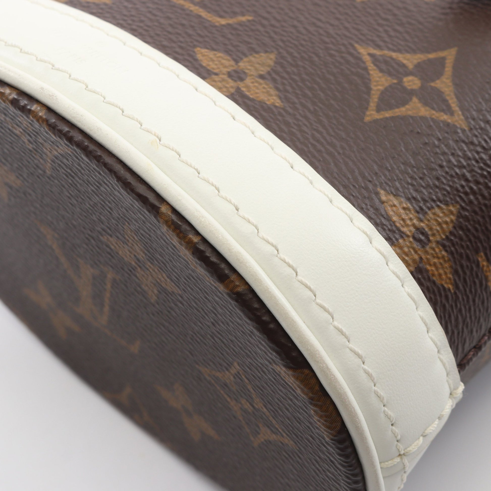 ナノ バケット モノグラム 2WAY ハンドバッグ PVC レザー ブラウン ホワイト ルイヴィトン バッグ LOUIS VUITTON
