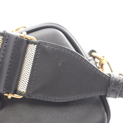 SAFTY PADDED ショルダーバッグ レザー ブラック ミュウミュウ