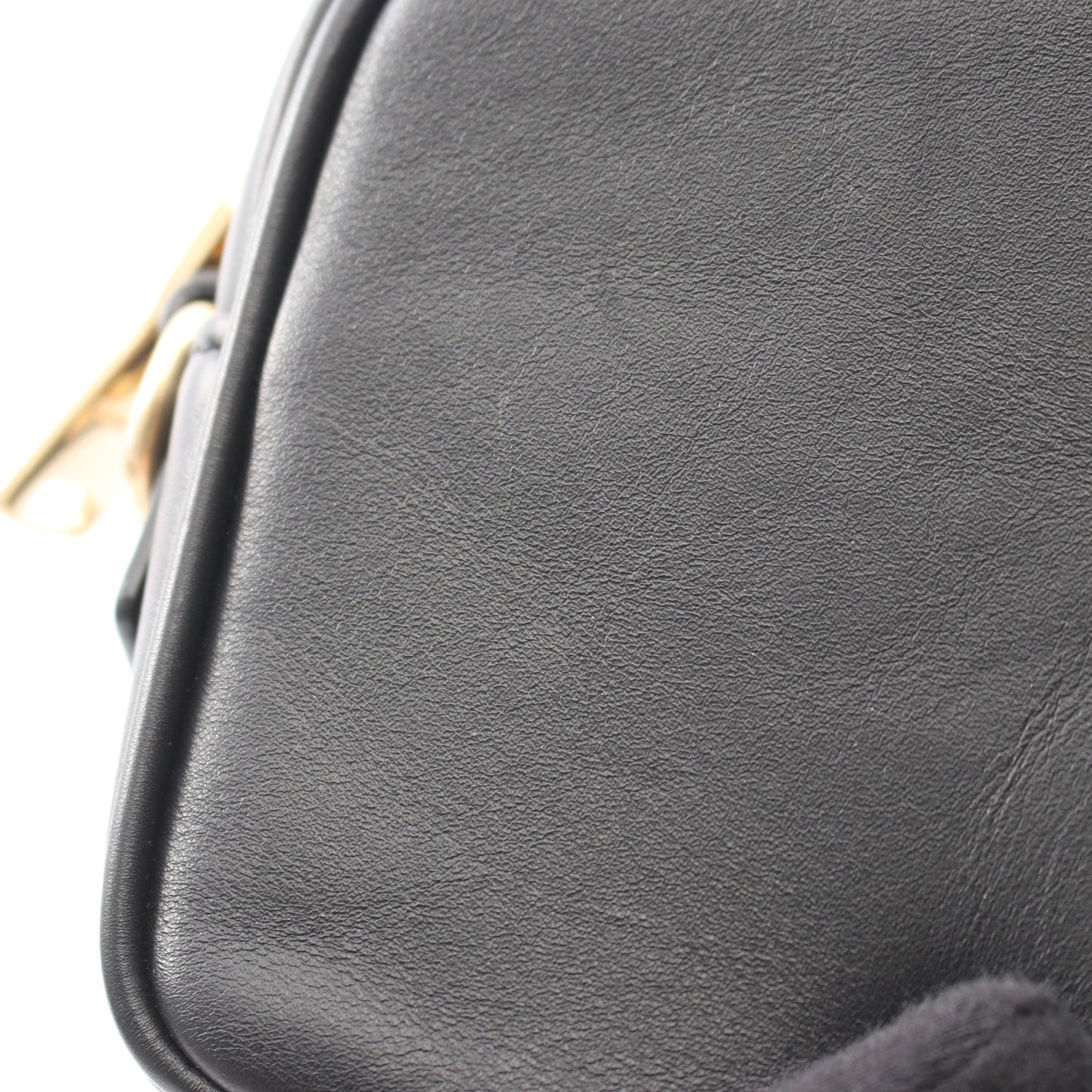 SAFTY PADDED ショルダーバッグ レザー ブラック ミュウミュウ