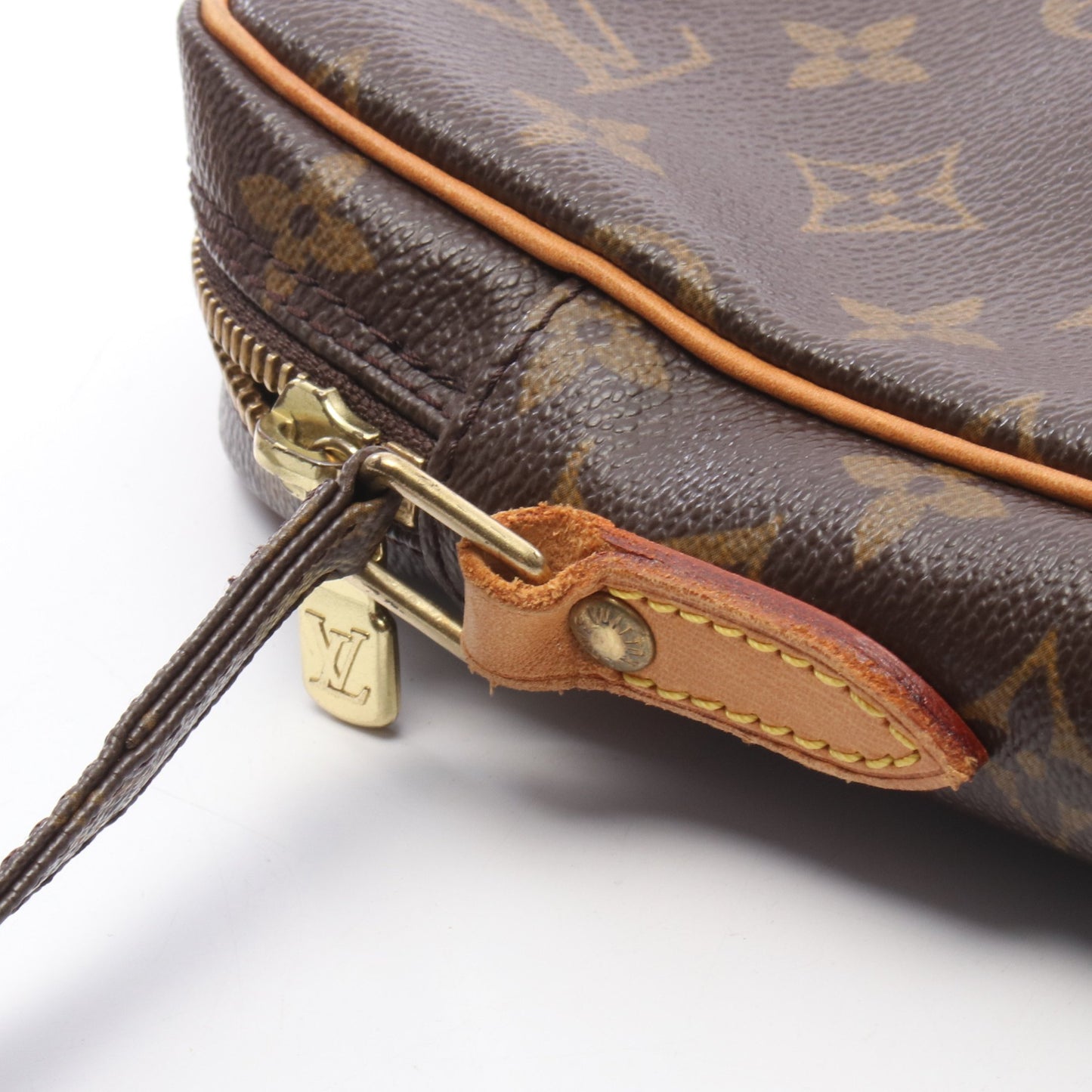 ダヌーブ モノグラム ショルダーバッグ PVC レザー ブラウン ルイヴィトン バッグ LOUIS VUITTON