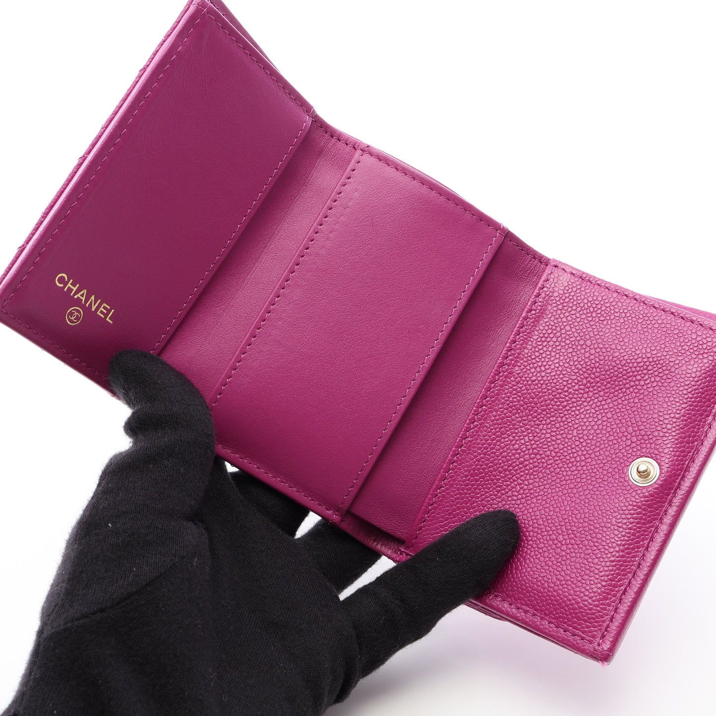 クラシック スモール フラップ ウォレット マトラッセ 三つ折り財布 キャビアスキン パープル ゴールド金具 シャネル