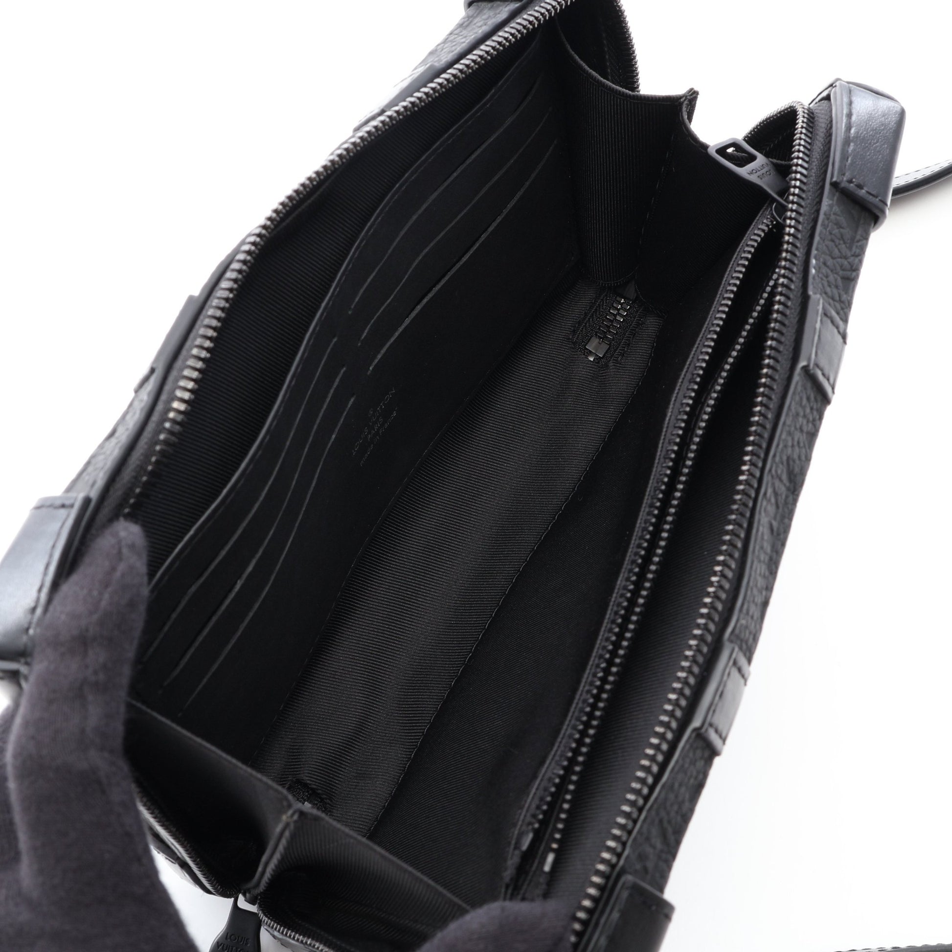 ソフトトランク ウォレット トリヨンモノグラム ショルダーバッグ レザー ブラック ルイヴィトン バッグ LOUIS VUITTON