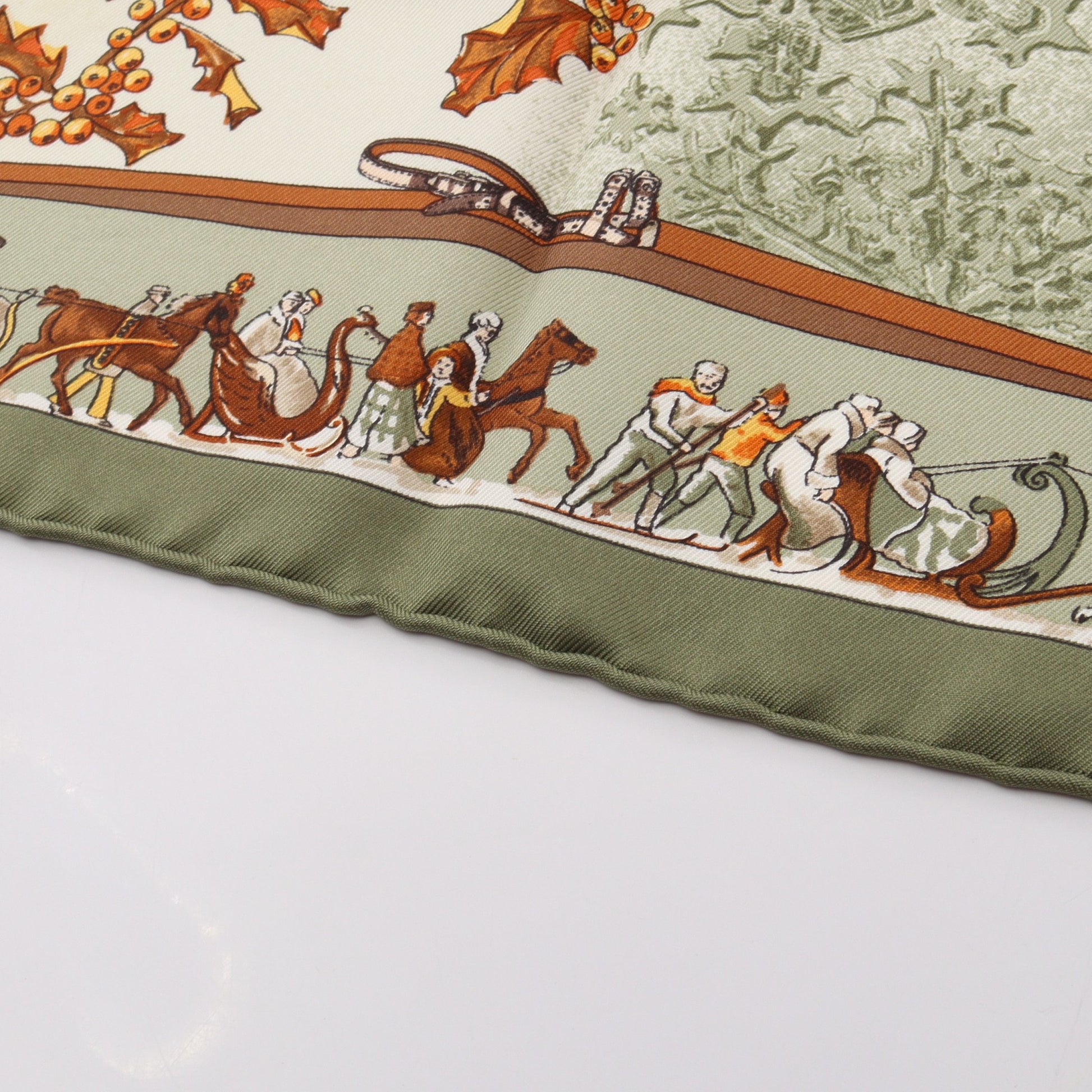 プチカレ カレ45 neige d’antan スカーフ シルク カーキグリーン マルチカラー エルメス 財布・小物 HERMES
