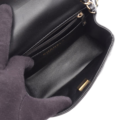 ミニマトラッセ チェーンショルダーバッグ ラムスキン ブラック ゴールド金具 シャネル