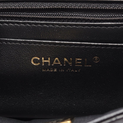 ミニマトラッセ チェーンショルダーバッグ ラムスキン ブラック ゴールド金具 シャネル