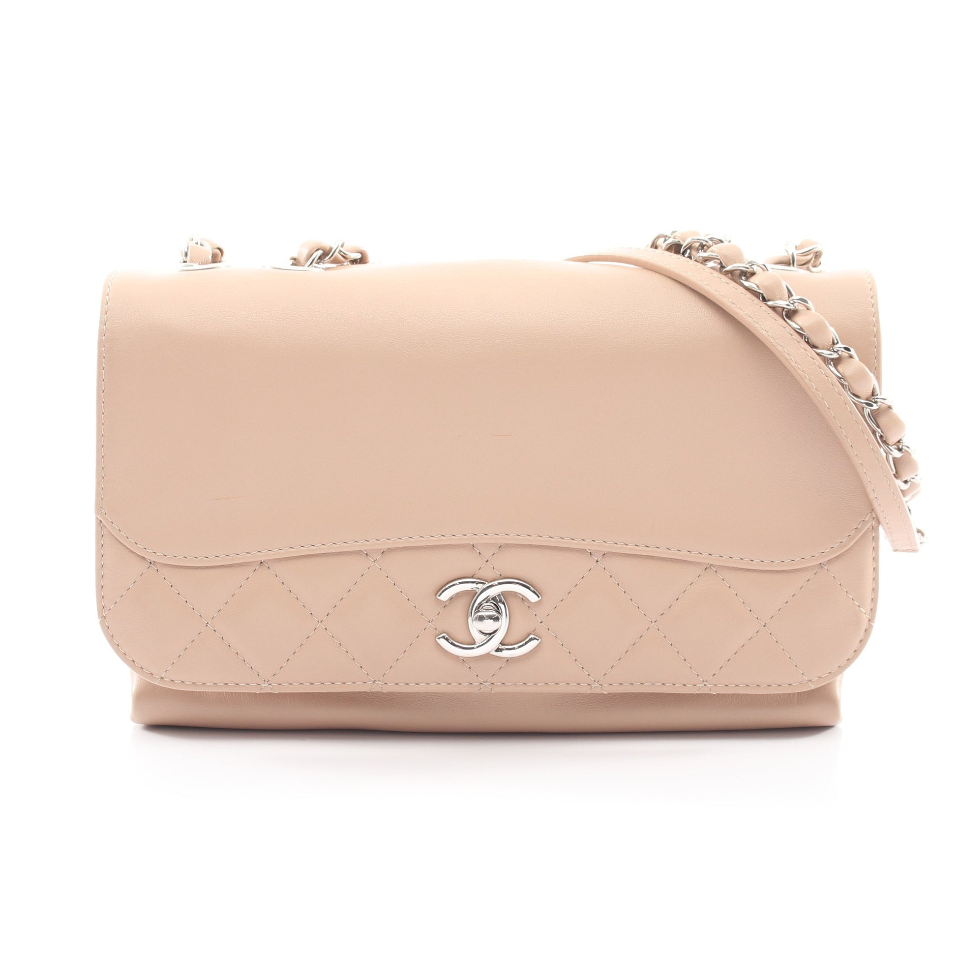 マトラッセ Wチェーンショルダーバッグ ラムスキン ピンクベージュ シルバー金具 シャネル バッグ CHANEL