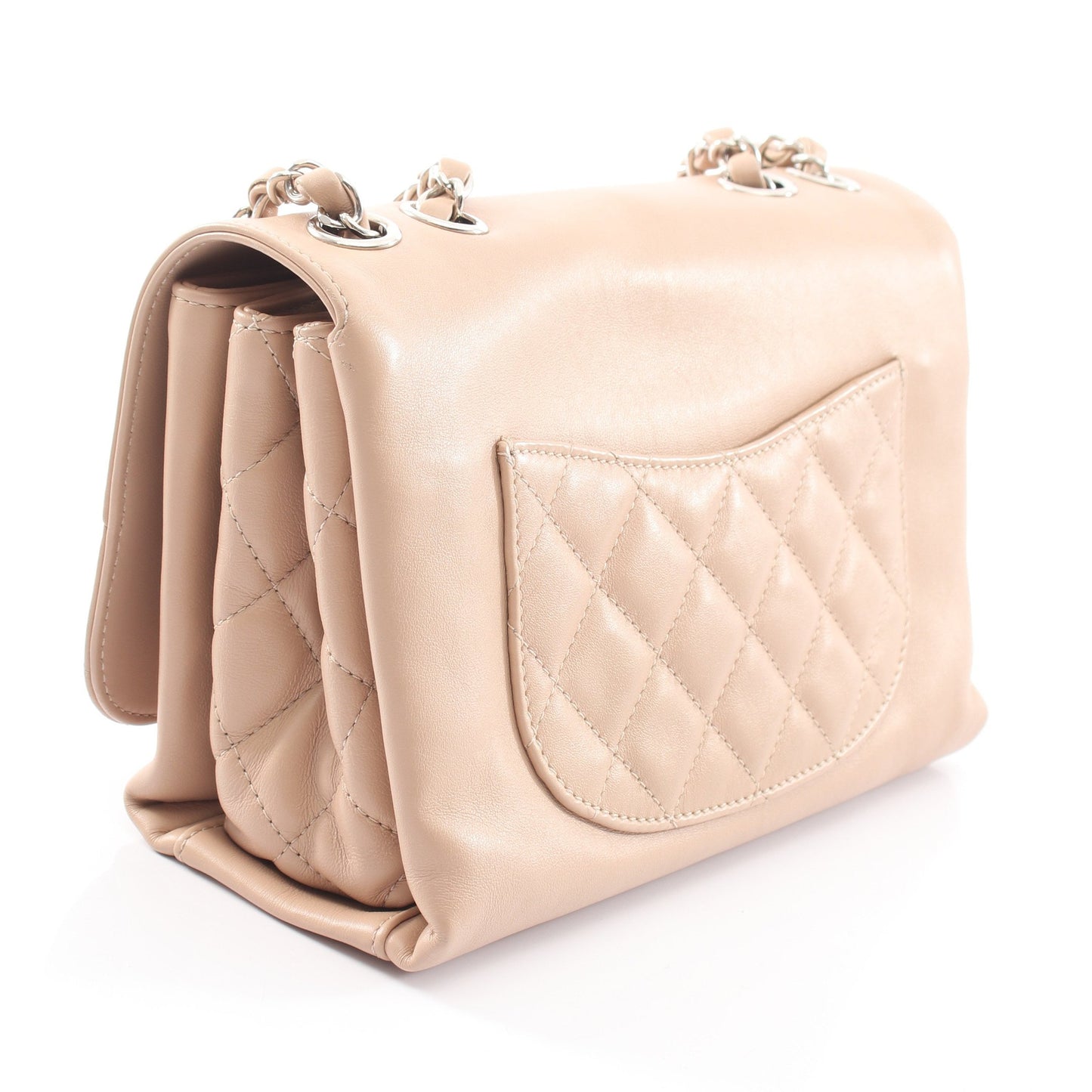 マトラッセ Wチェーンショルダーバッグ ラムスキン ピンクベージュ シルバー金具 シャネル バッグ CHANEL