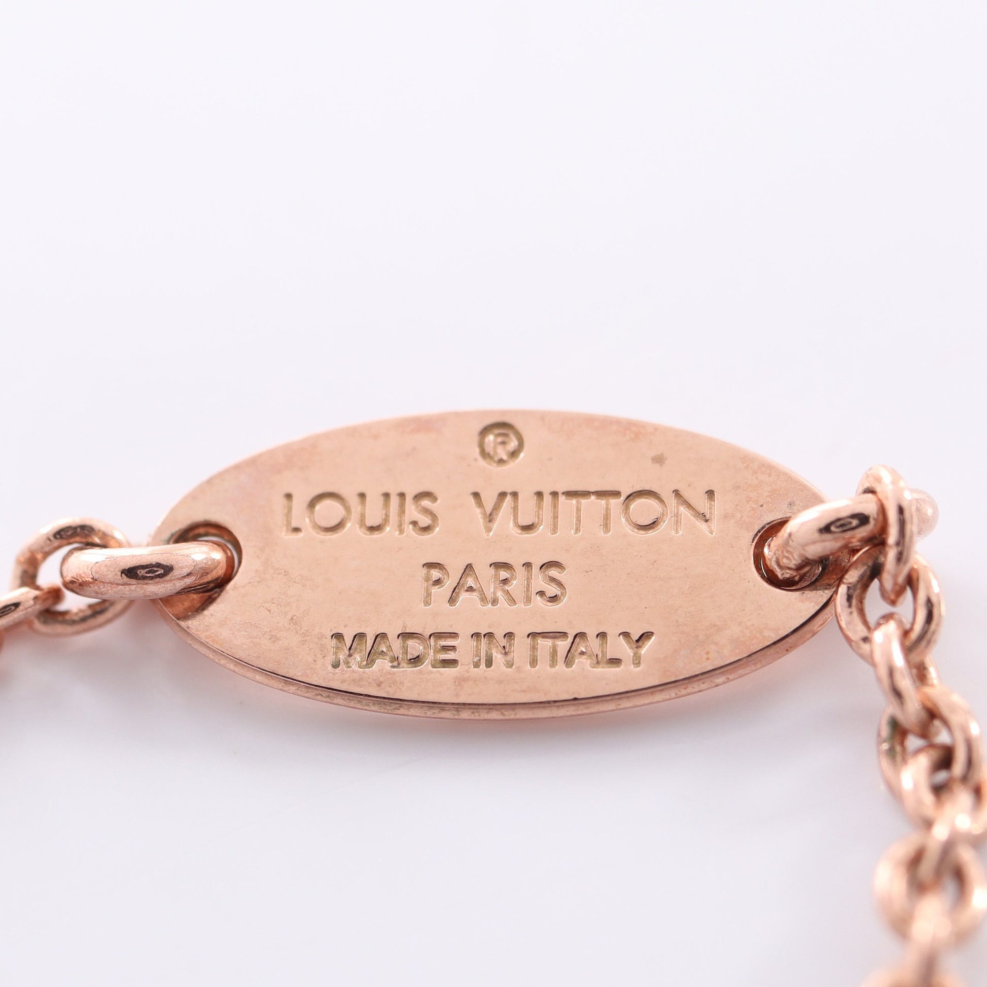 エセンシャル V ネックレス GP ピンクゴールド ルイヴィトン アクセサリー LOUIS VUITTON