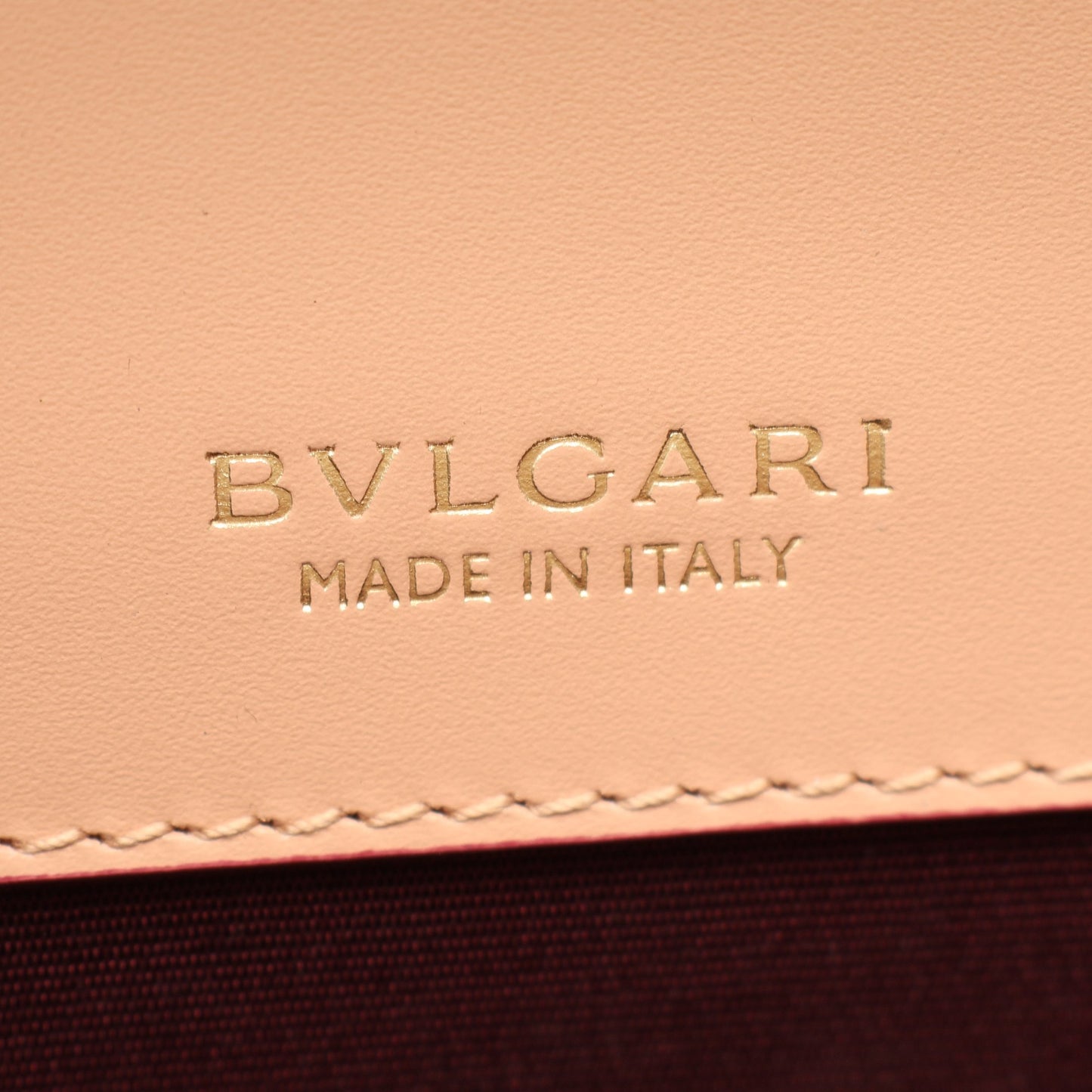セルペンティ フォーエバー クロスボディ チェーンショルダーバッグ レザー ピンクベージュ ブルガリ バッグ BVLGARI