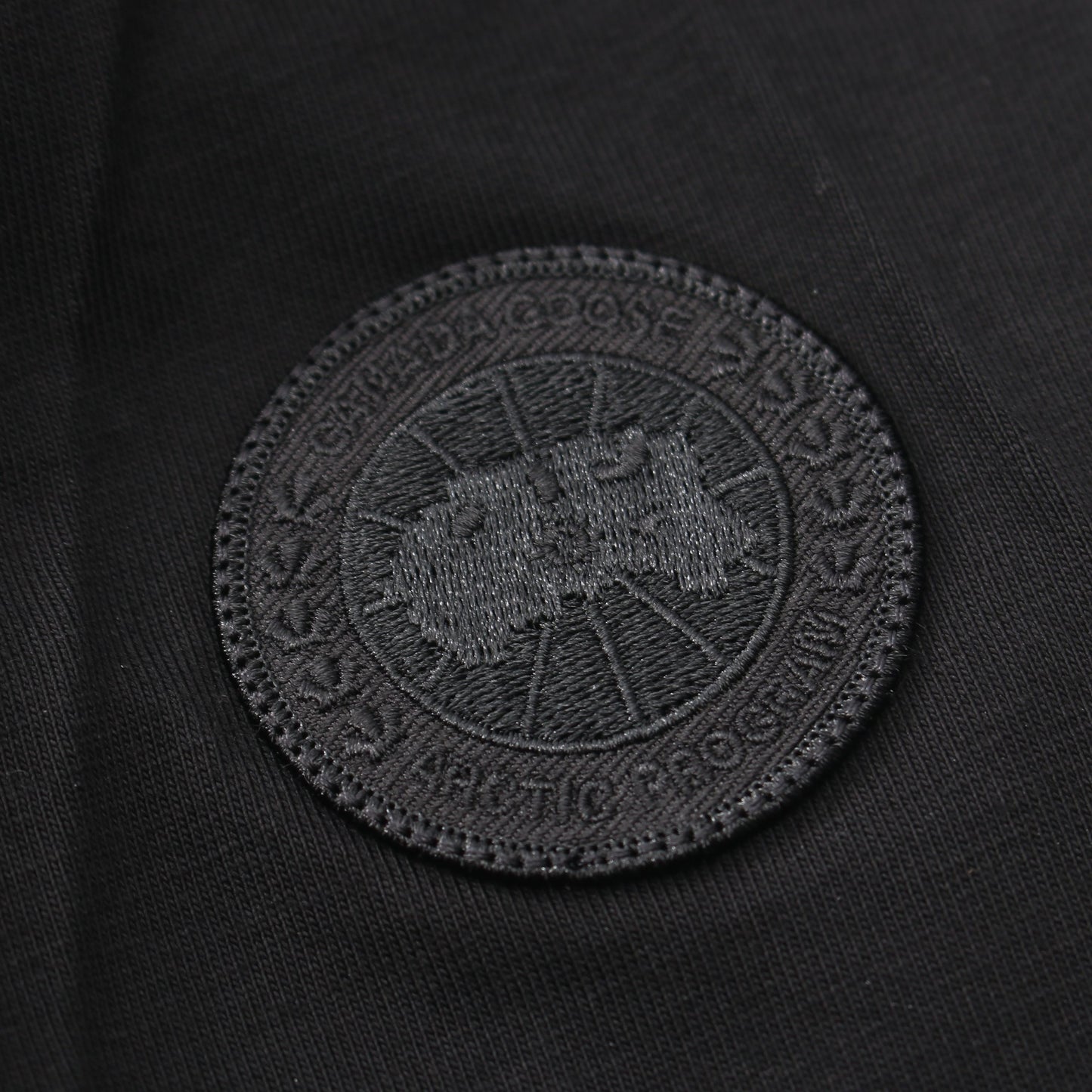 NOVO T-SHIRT TONAL LABEL ノヴォ 半袖Tシャツ コットン ブラック カナダグース