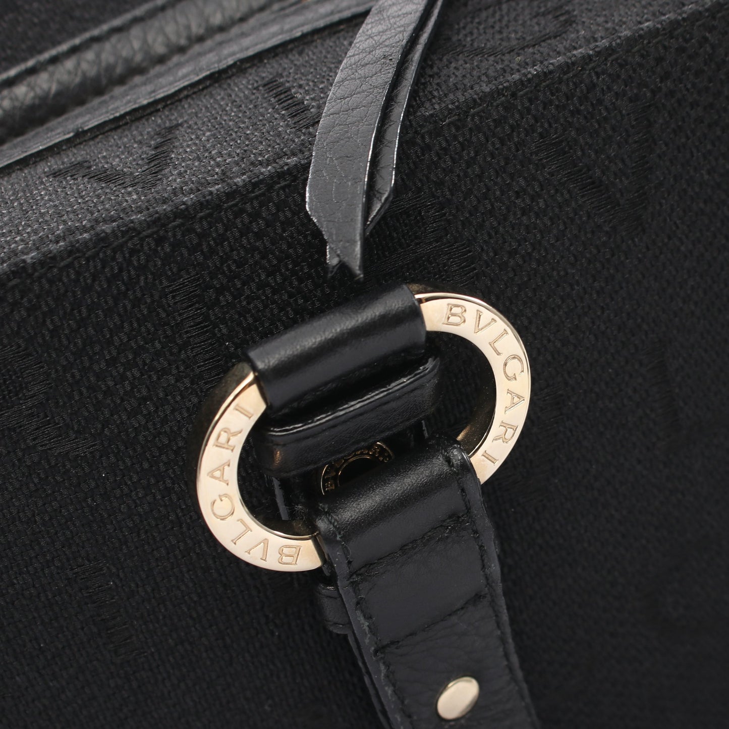 ロゴマニア ハンドバッグ キャンバス レザー ブラック ブルガリ バッグ BVLGARI