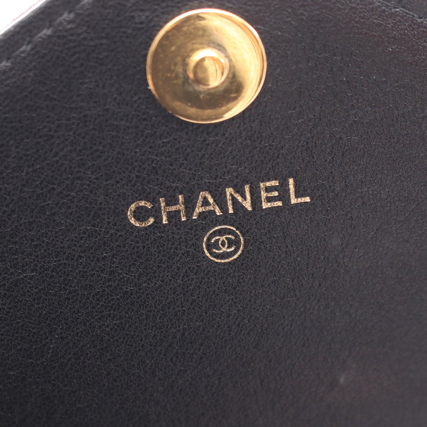 Vステッチ チェーンウォレット レザー ブラック ゴールド金具 シャネル バッグ CHANEL