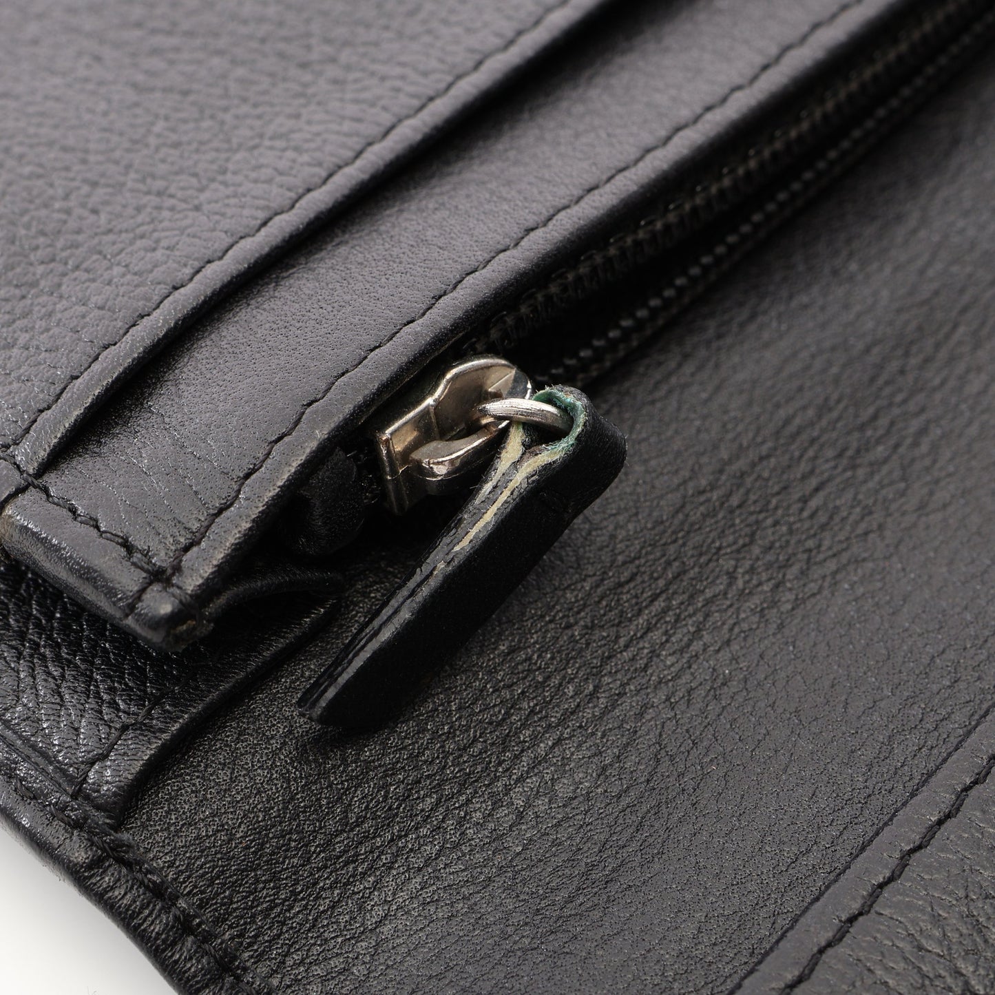 バタフライカメリア ZIP長財布 二つ折り長財布 レザー ブラック シルバー金具 シャネル 財布・小物 CHANEL