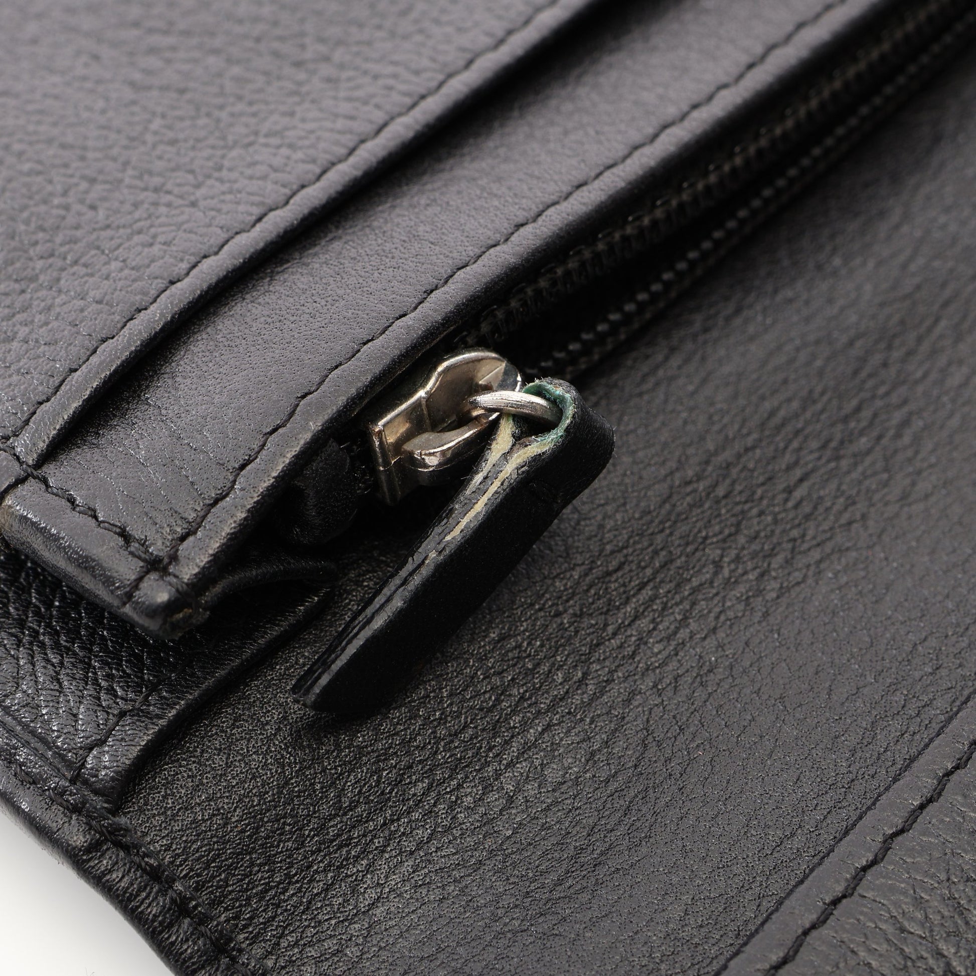 バタフライカメリア ZIP長財布 二つ折り長財布 レザー ブラック シルバー金具 シャネル 財布・小物 CHANEL