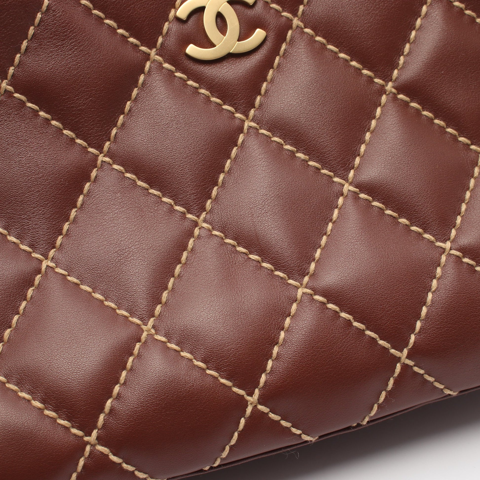 ワイルドステッチ ワンショルダーバッグ レザー ブラウン ゴールド金具 シャネル バッグ CHANEL