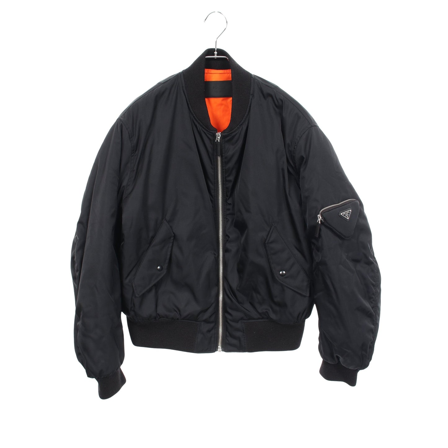 Re-Nylon 三角プレート ブルゾン ボンバージャケット ナイロン ブラック プラダ