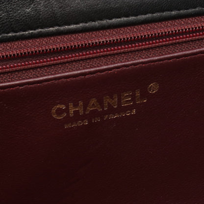 マトラッセ フルフラップ チェーンショルダーバッグ ラムスキン ブラック ゴールド金具 シャネル