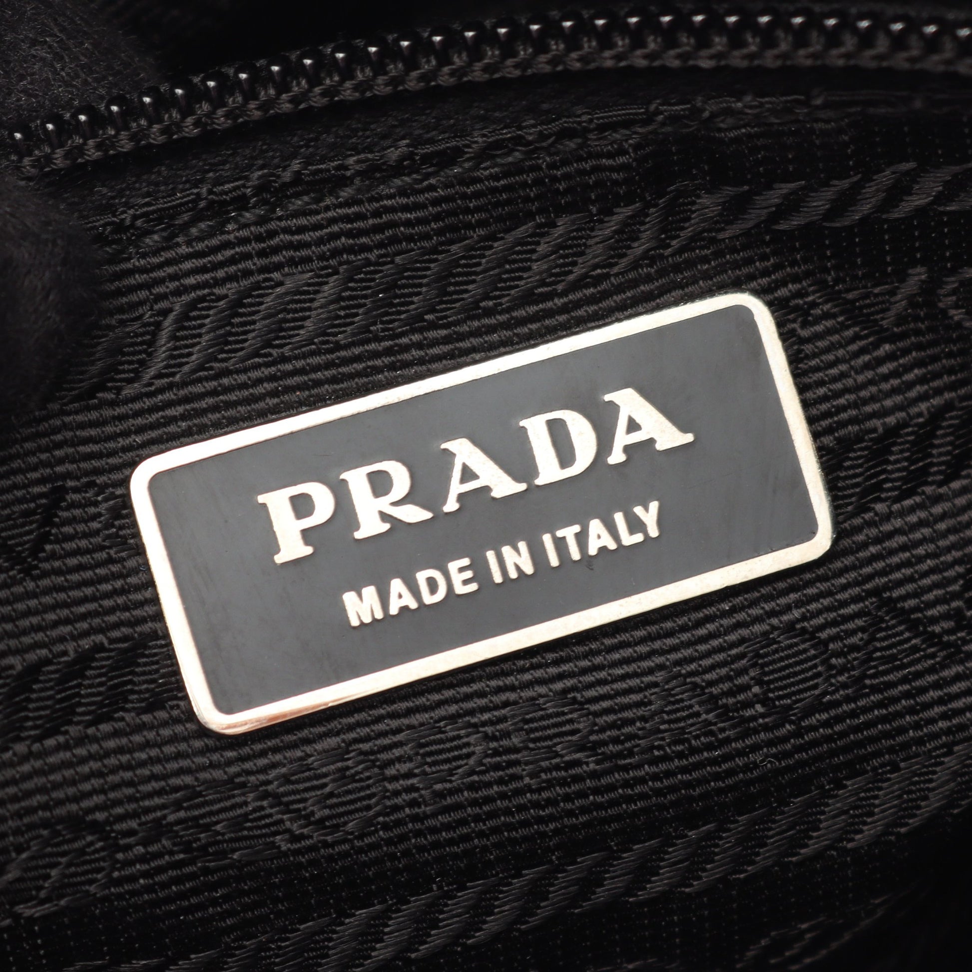 VIAGGIO ショルダーバッグ ナイロン サフィアーノレザー ブラック プラダ バッグ PRADA